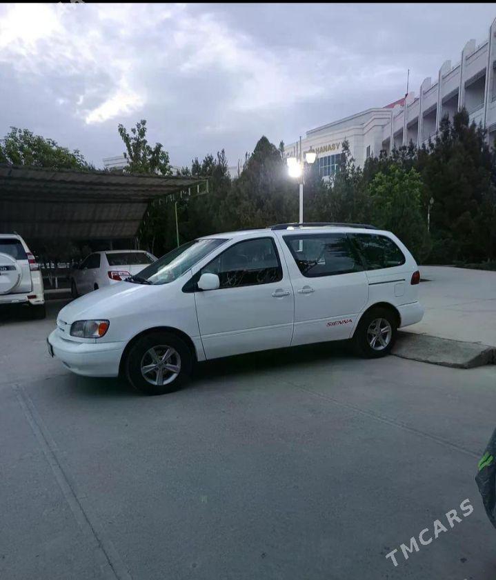 Toyota Sienna 2000 - 175 000 TMT - Койтендаг - img 1