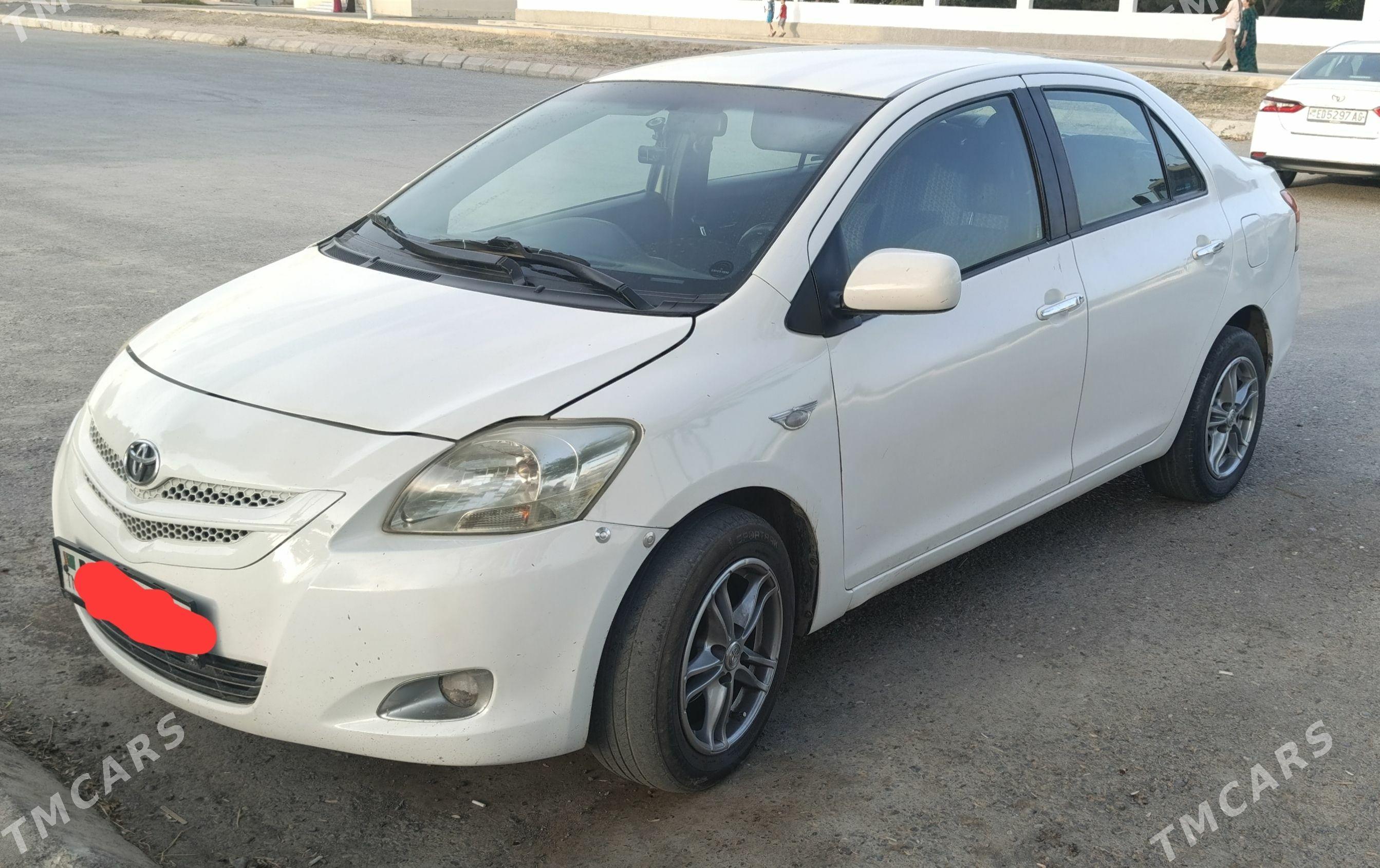 Toyota Yaris 2008 - 133 000 TMT - Бузмеин ГРЭС - img 1