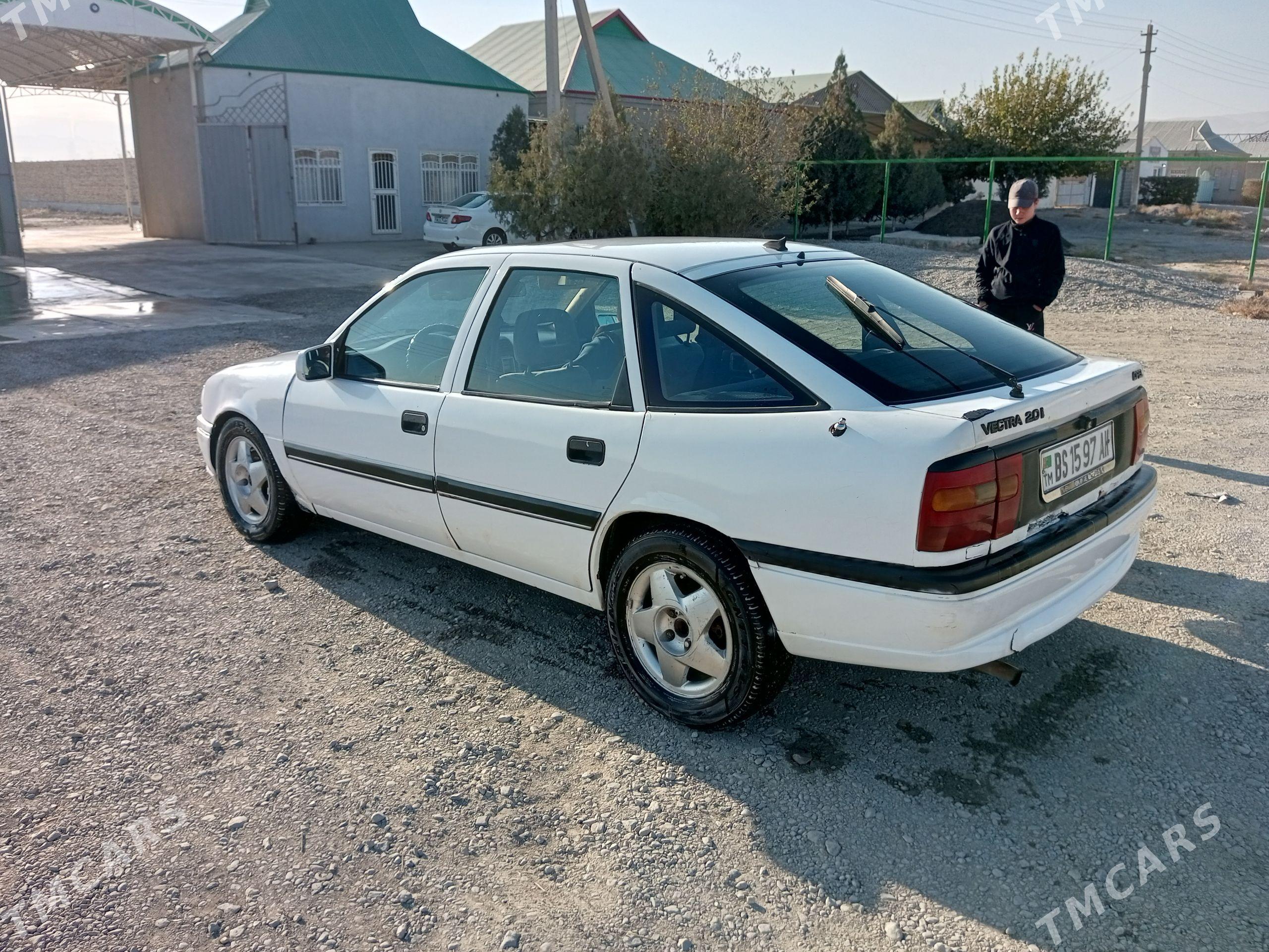 Opel Vectra 1994 - 22 000 TMT - Бахарден - img 1