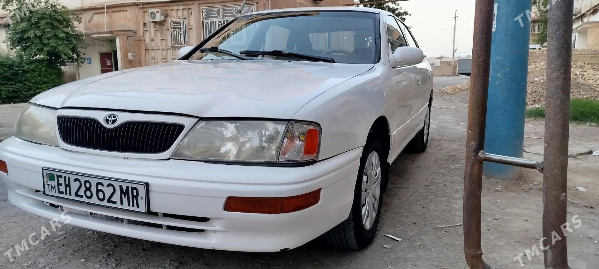 Toyota Avalon 1996 - 116 000 TMT - Мары - img 1