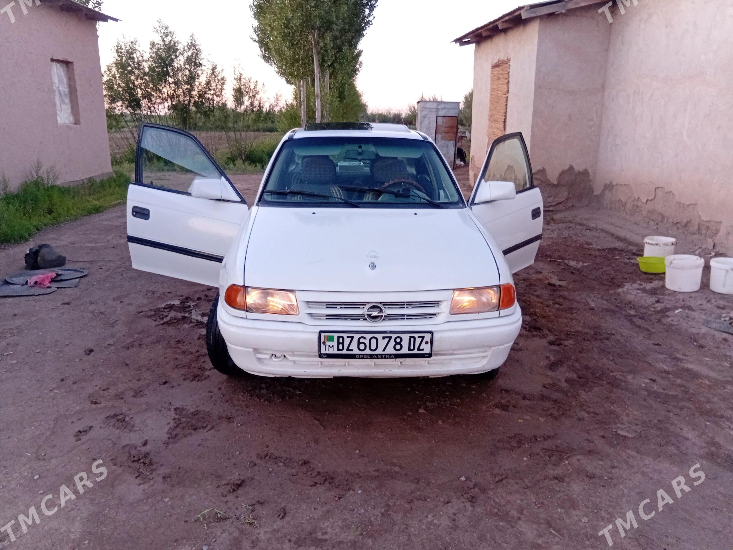 Opel Astra 1992 - 29 999 TMT - Болдумсаз - img 1