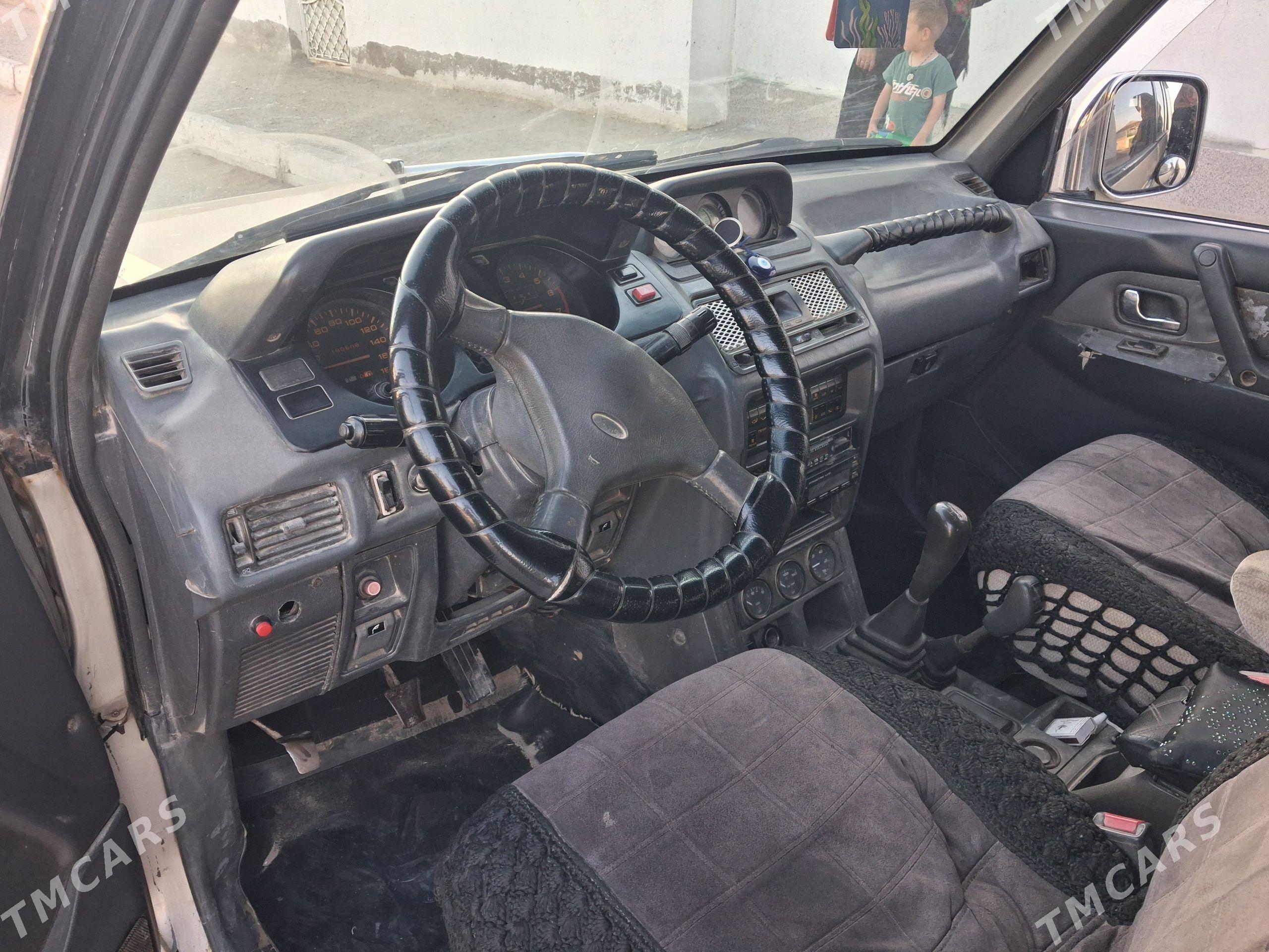 Mitsubishi Pajero 1997 - 32 000 TMT - Эсенгулы - img 1