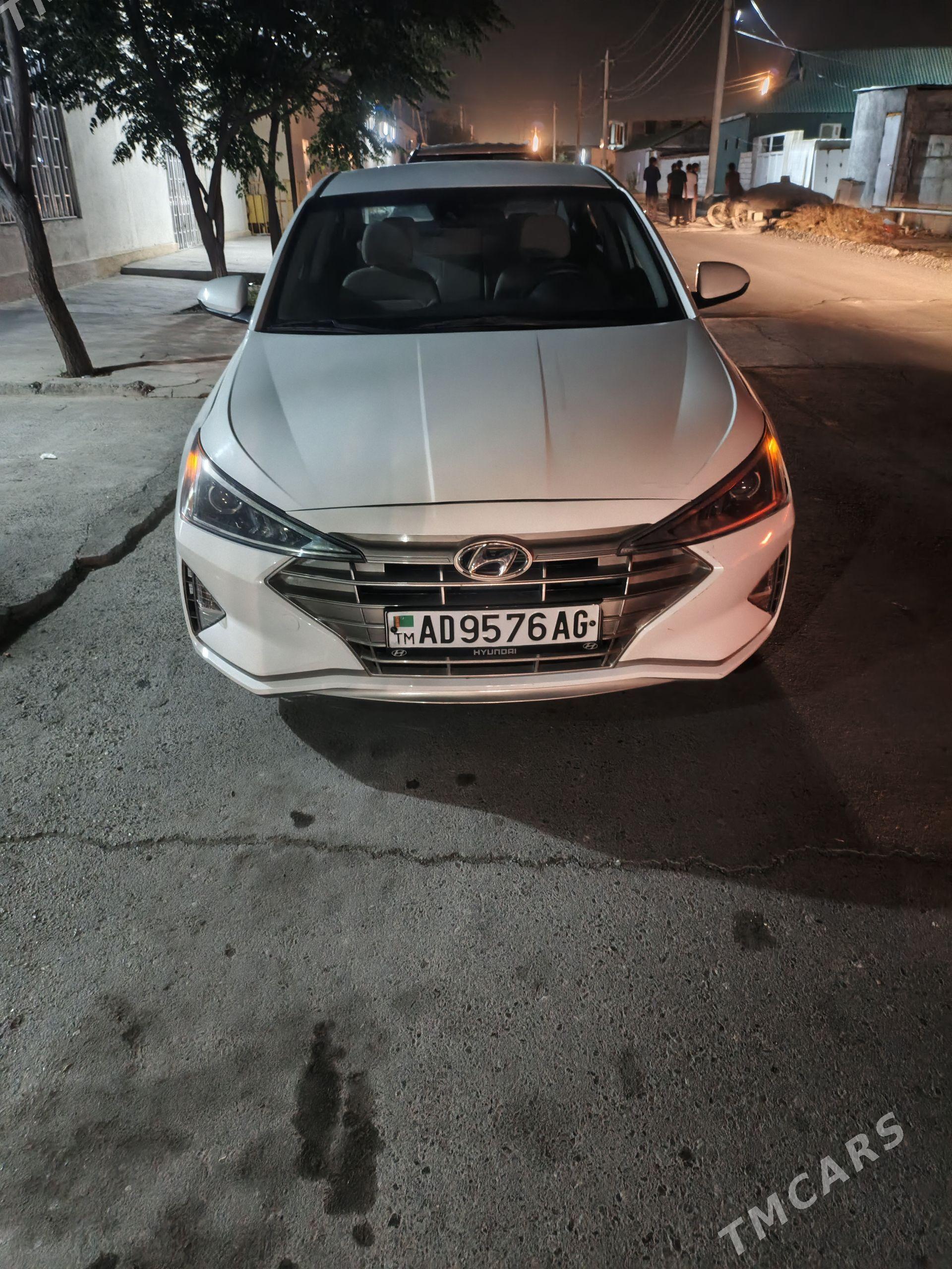 Hyundai Elantra 2020 - 205 000 TMT - Büzmeýin - img 1