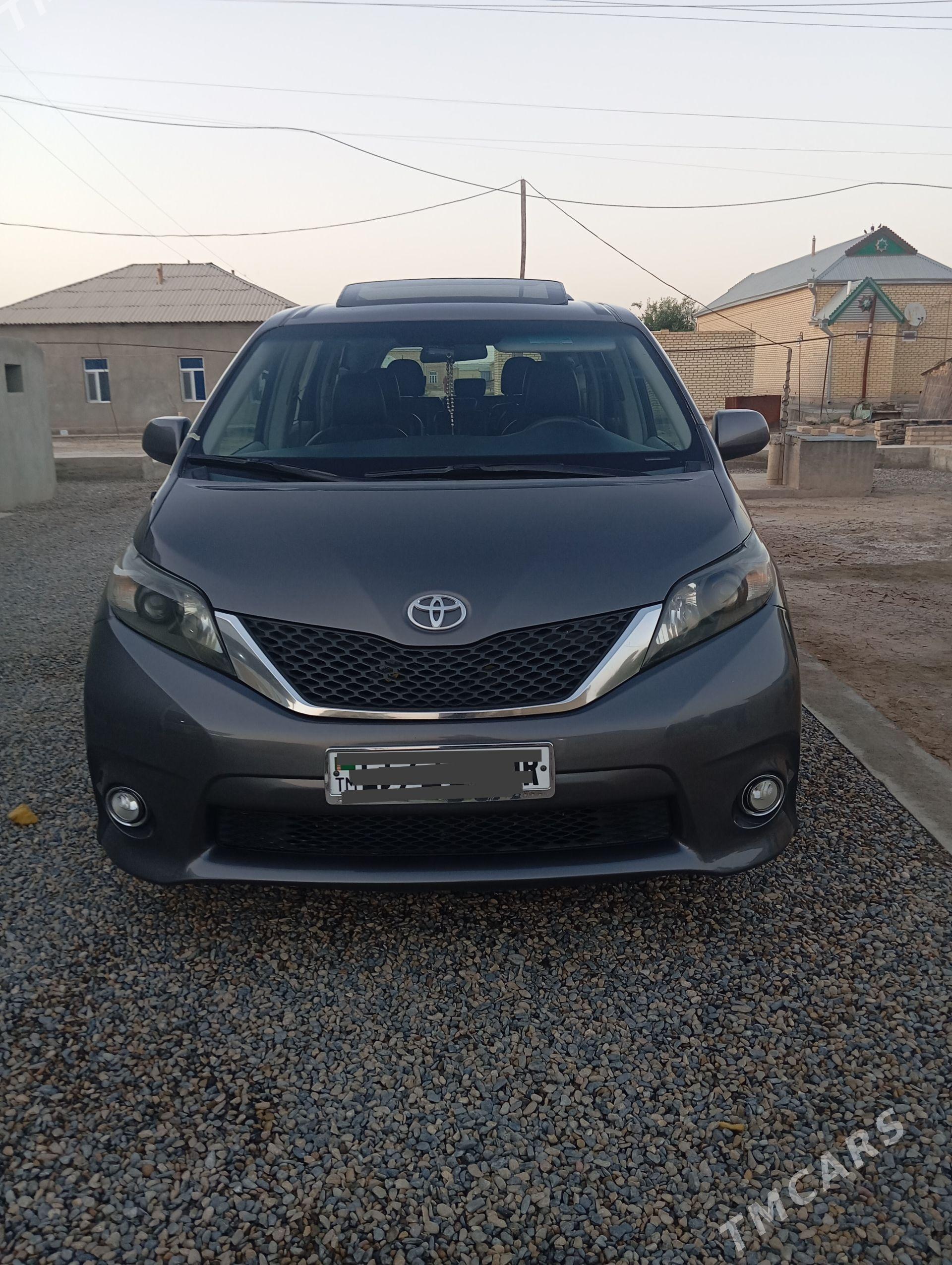 Toyota Sienna 2012 - 340 000 TMT - Mary - img 1