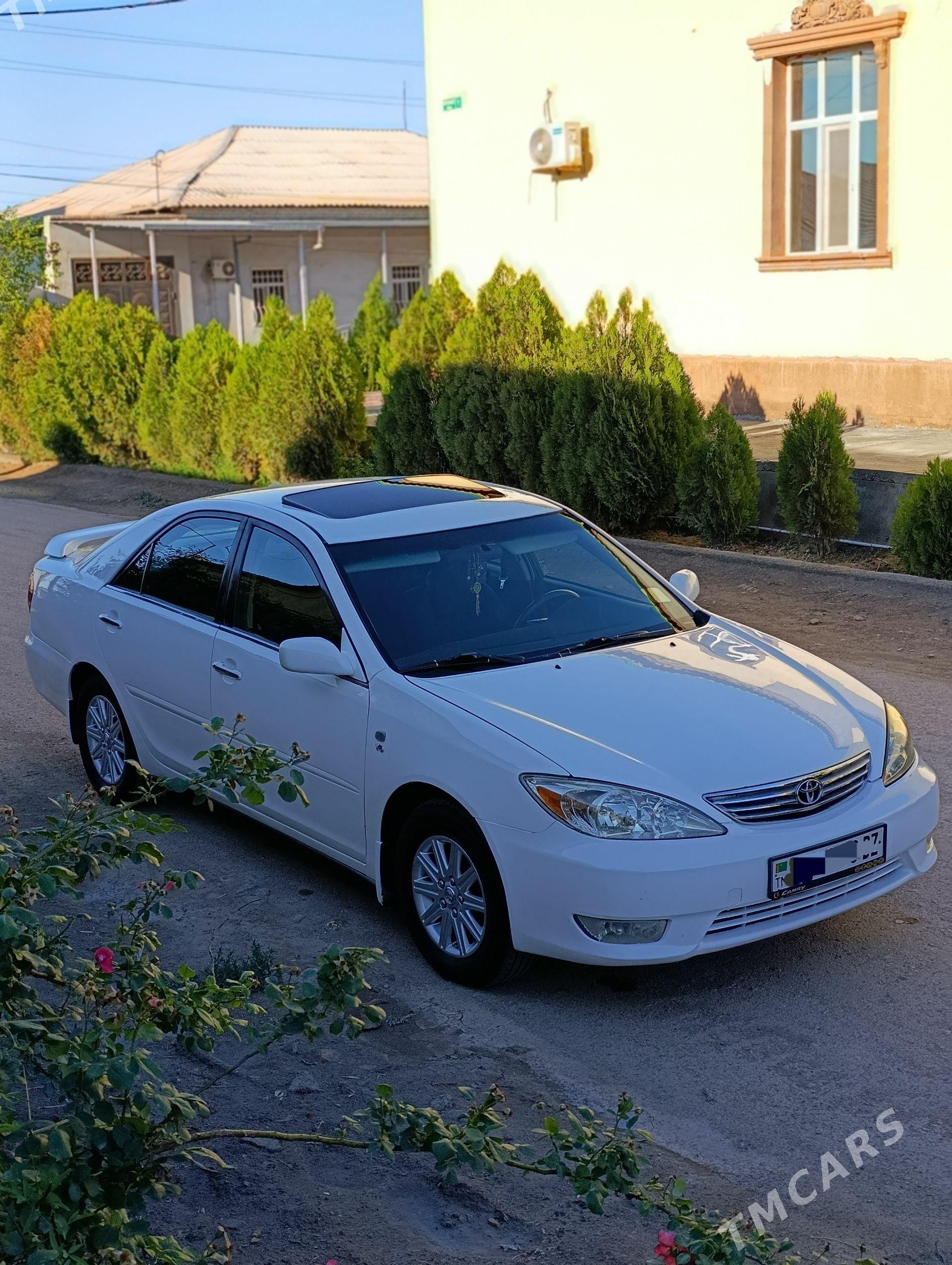 Toyota Camry 2003 - 190 000 TMT - Дашогуз - img 1