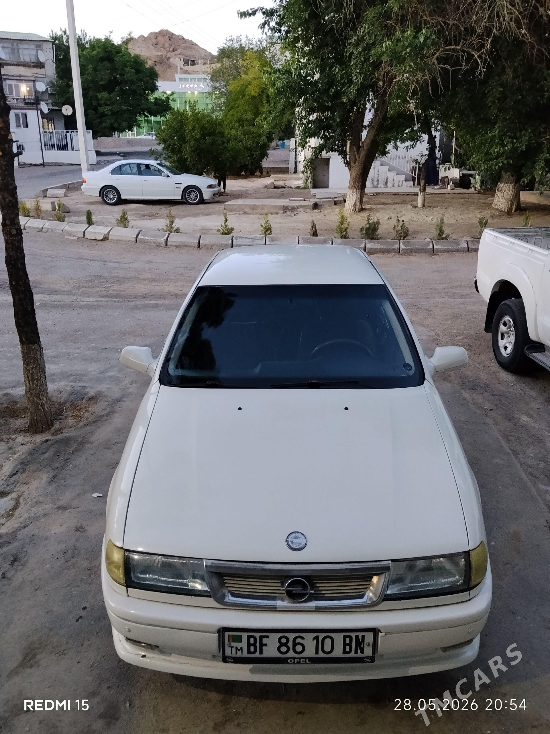 Opel Vectra 1989 - 65 000 TMT - Туркменбаши - img 1
