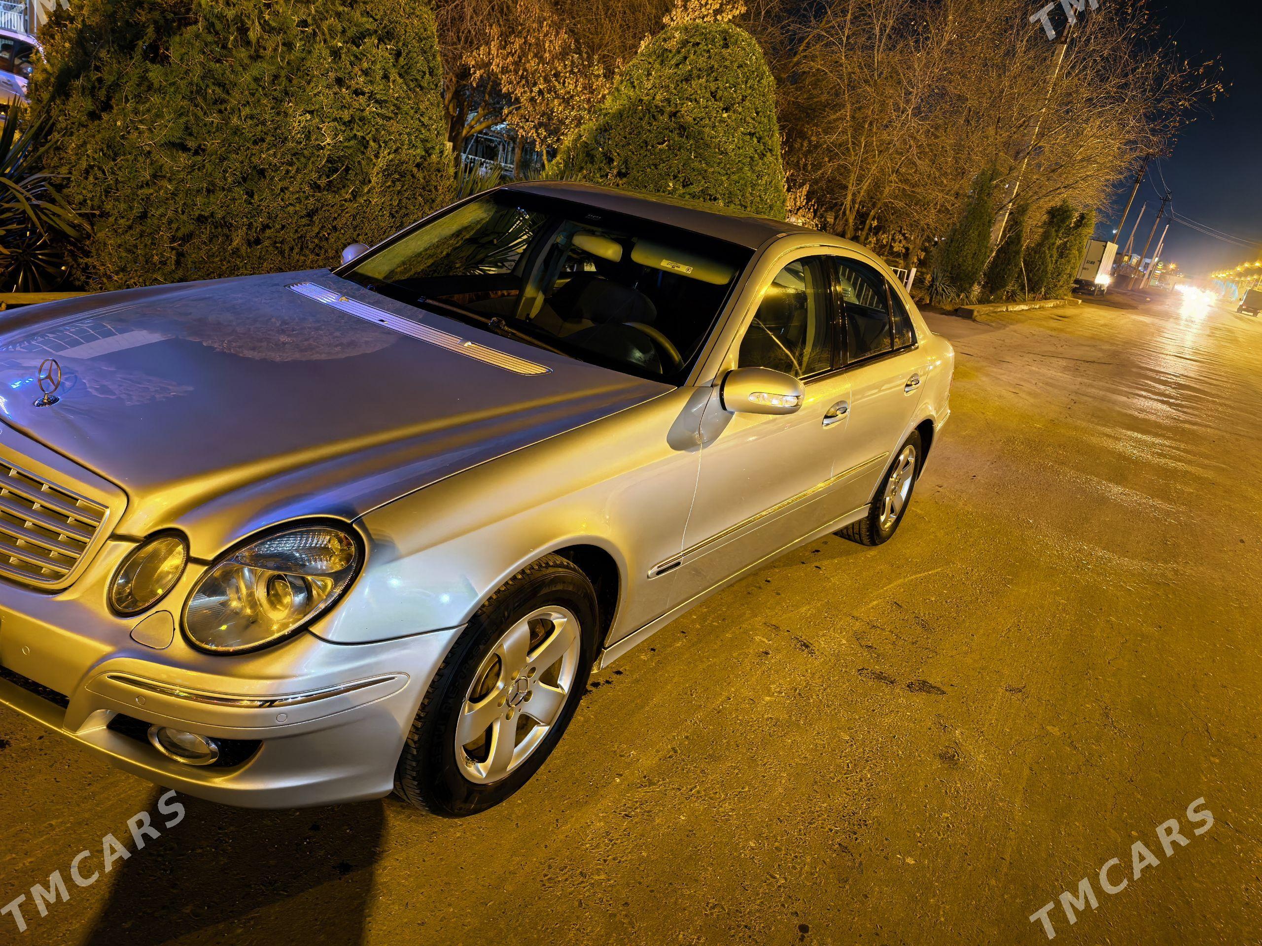 Mercedes-Benz E320 2004 - 165 000 TMT - Şatlyk - img 1