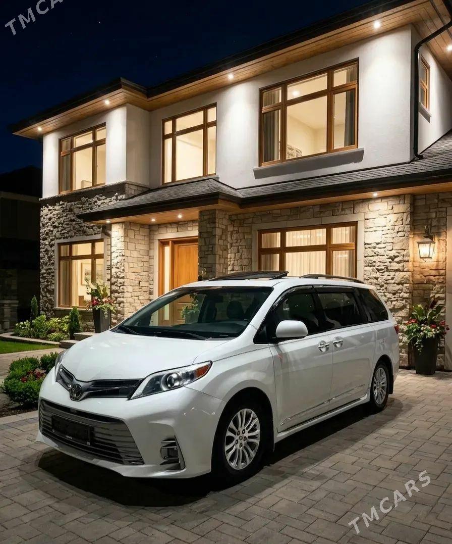 Toyota Sienna 2017 - 470 000 TMT - Балканабат - img 1