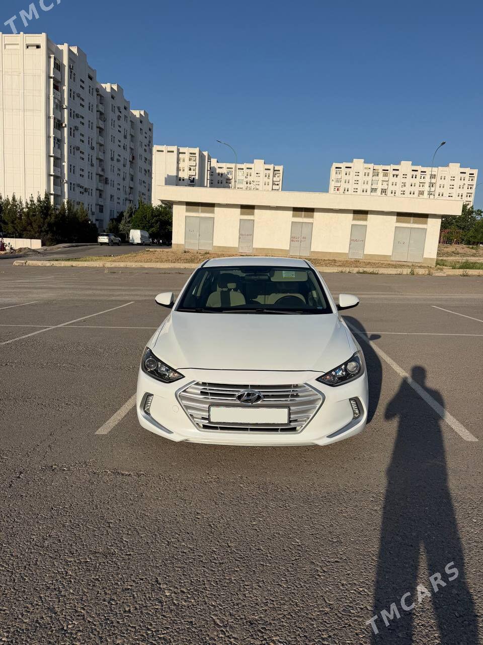 Hyundai Elantra 2017 - 220 000 TMT - Aşgabat - img 1