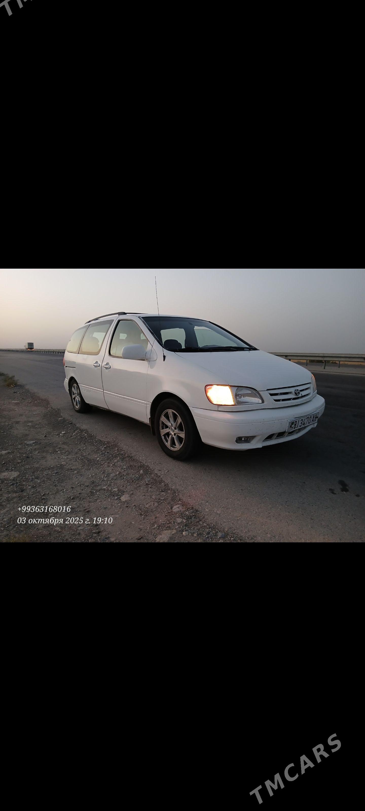 Toyota Sienna 2002 - 180 000 TMT - Кака - img 1