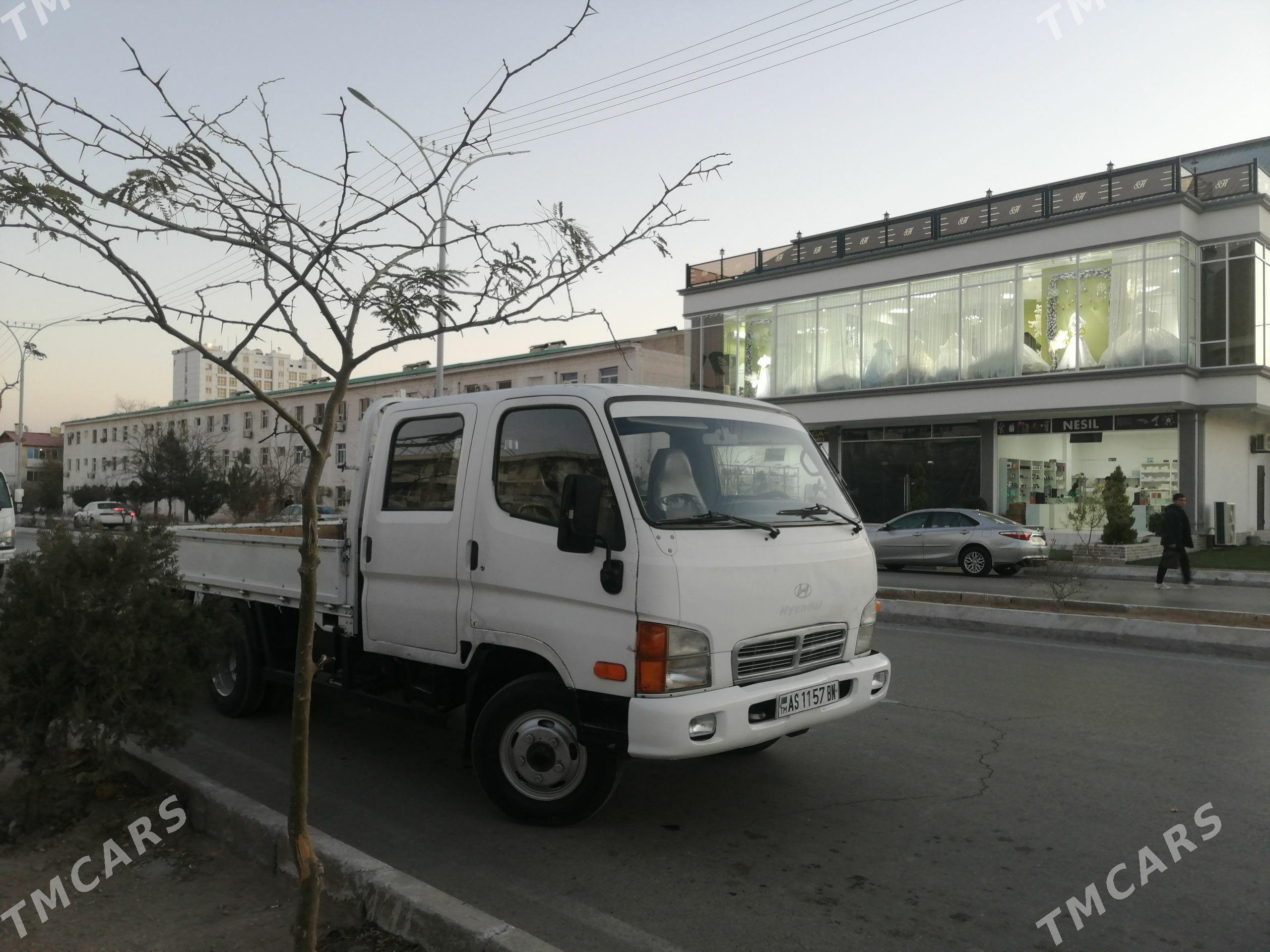 Mitsubishi Canter 2000 - 195 000 TMT - Балканабат - img 1