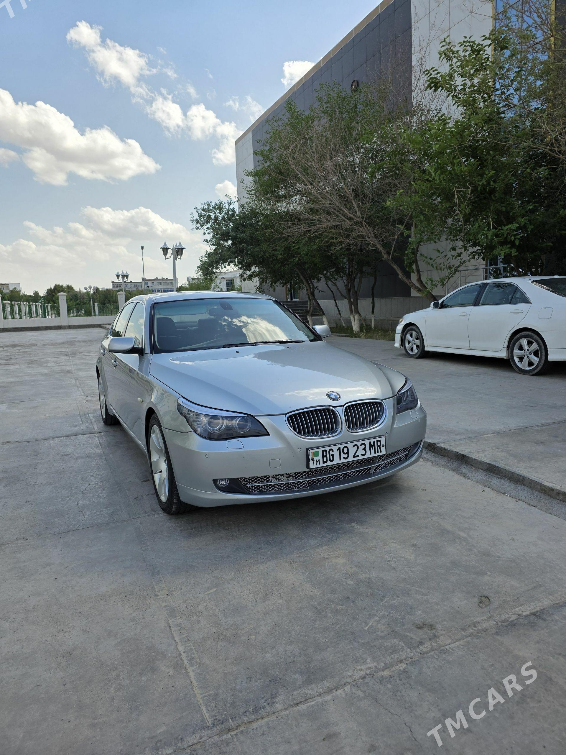 BMW E60 2009 - 250 000 TMT - Мары - img 1