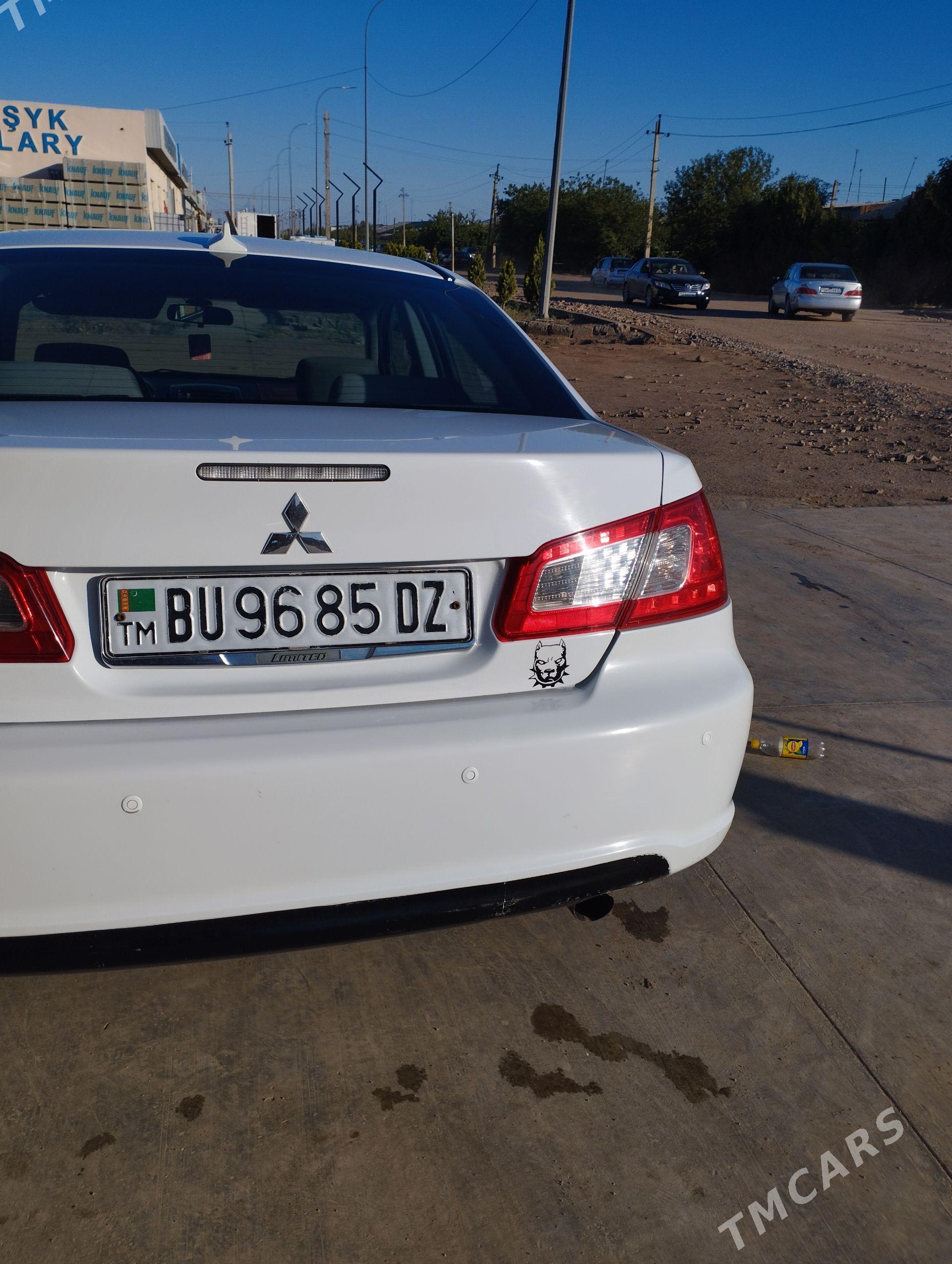Mitsubishi Galant 2009 - 90 000 TMT - Дашогуз - img 1