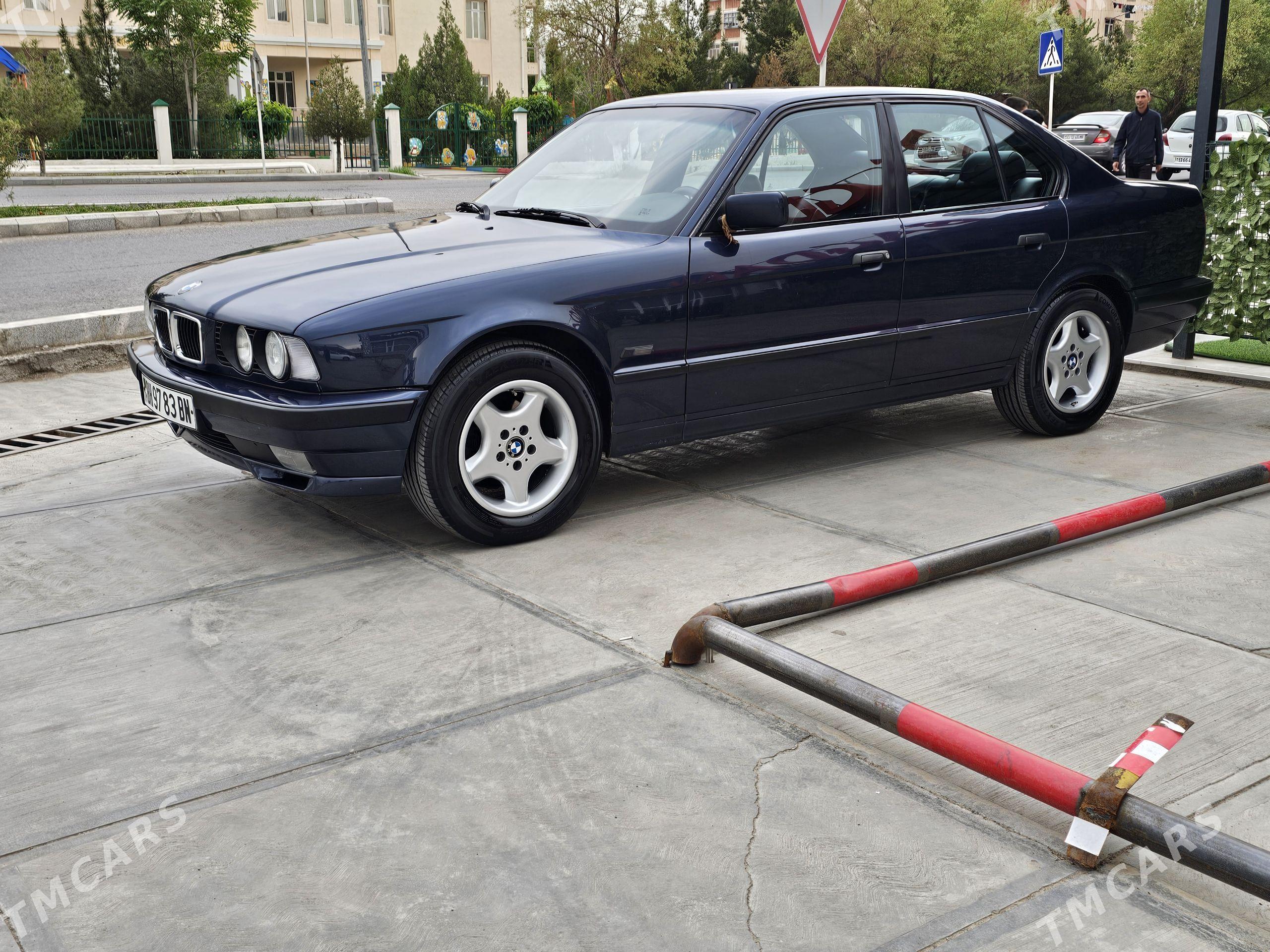 BMW E34 1992 - 110 000 TMT - Мары - img 1