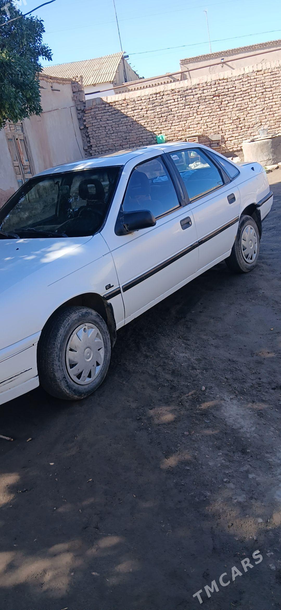 Opel Vectra 1992 - 50 000 TMT - Köneürgenç - img 1