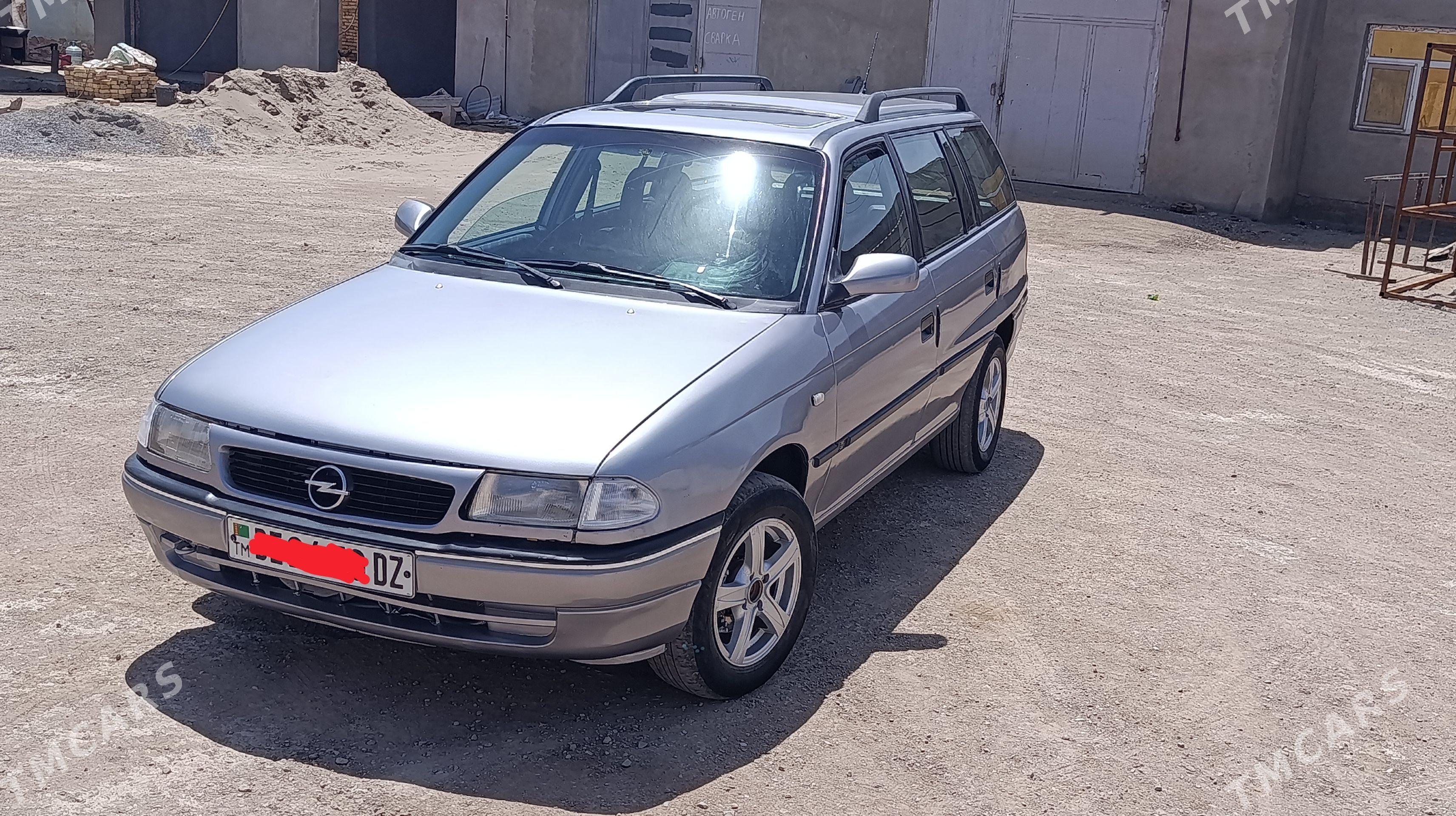 Opel Astra 1995 - 60 000 TMT - Губадаг - img 1