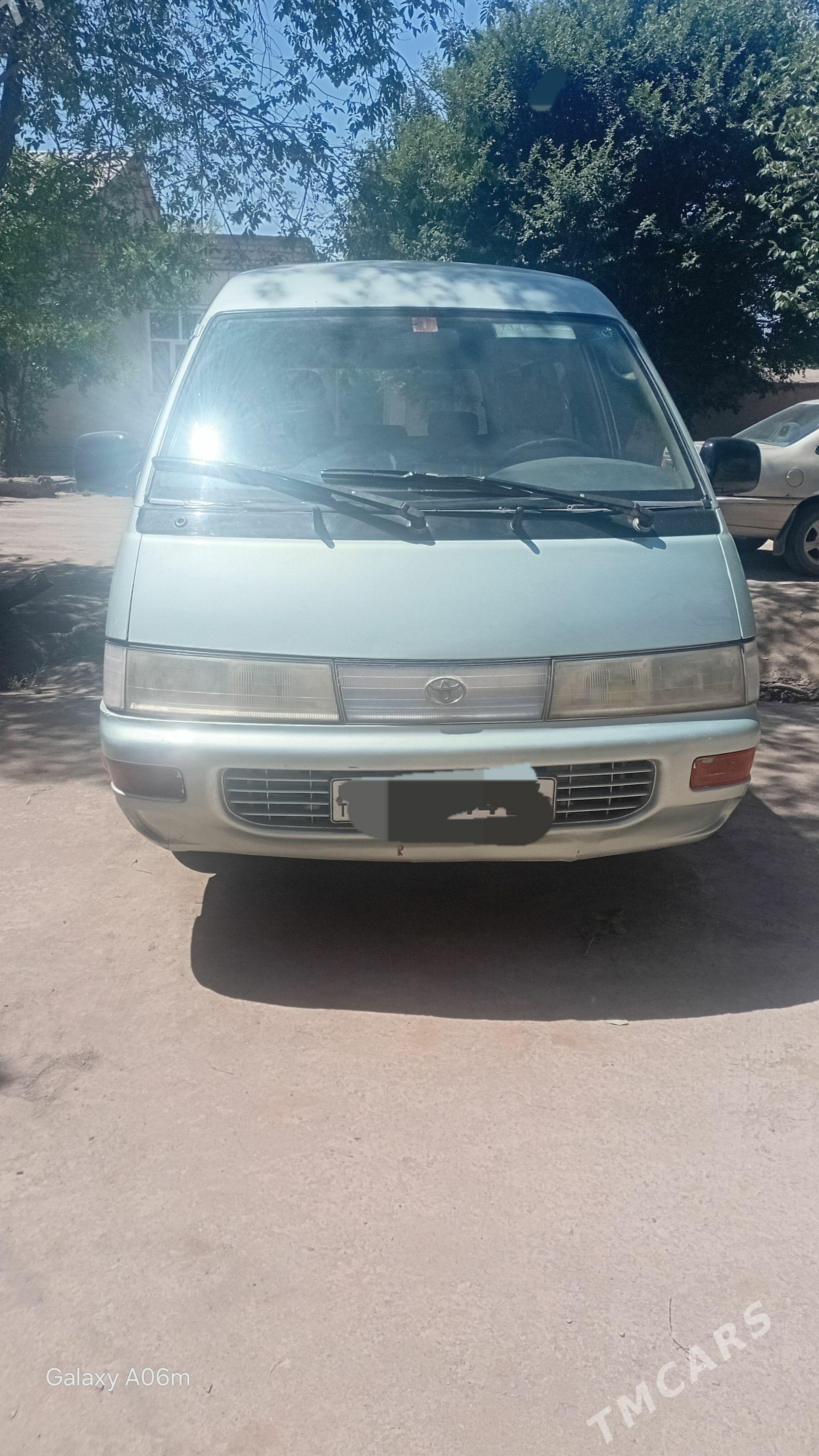 Toyota Town Ace 1992 - 36 000 TMT - Гурбансолтан Едже - img 1
