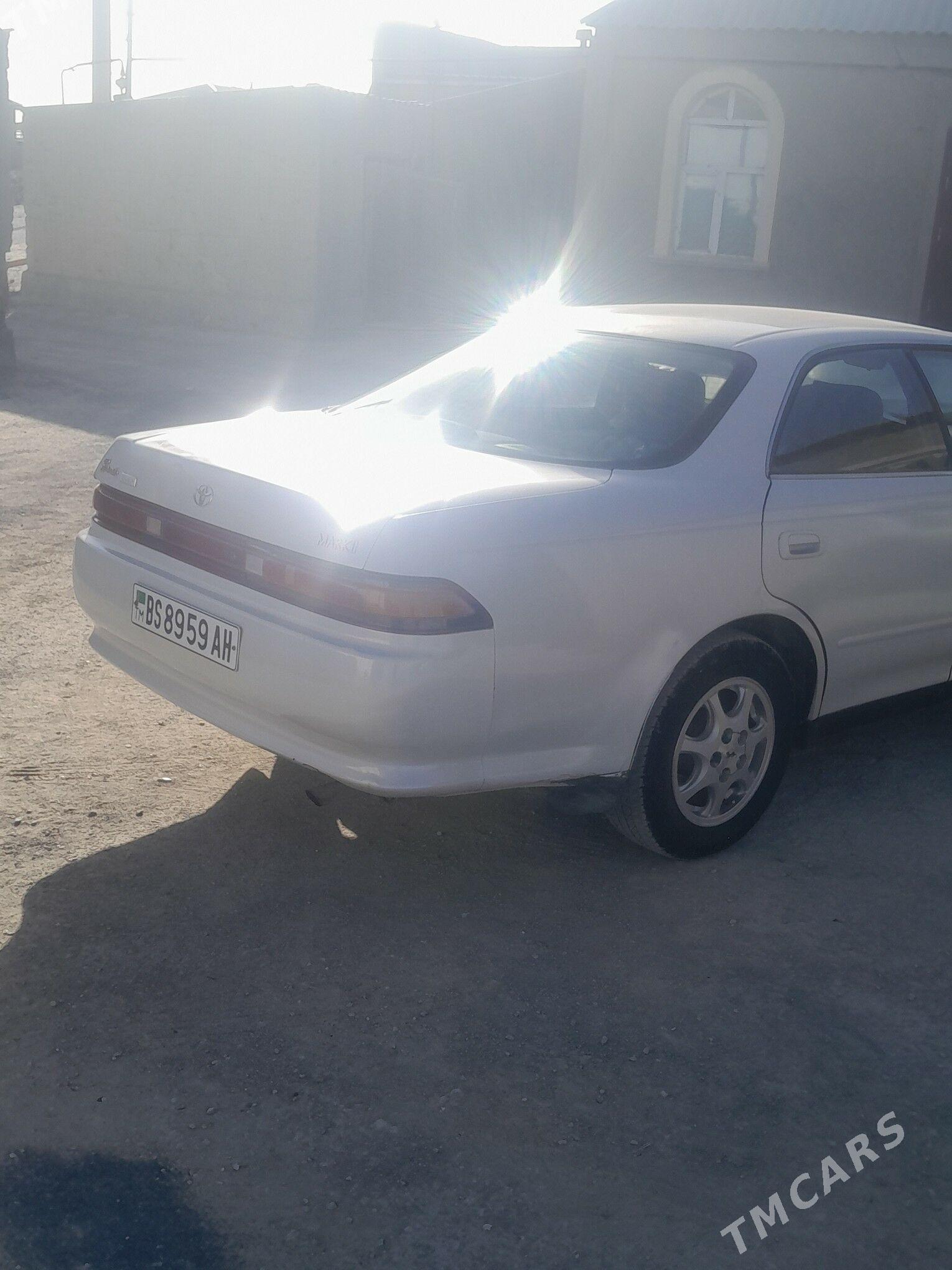 Toyota Mark II 1993 - 70 000 TMT - Bäherden - img 1