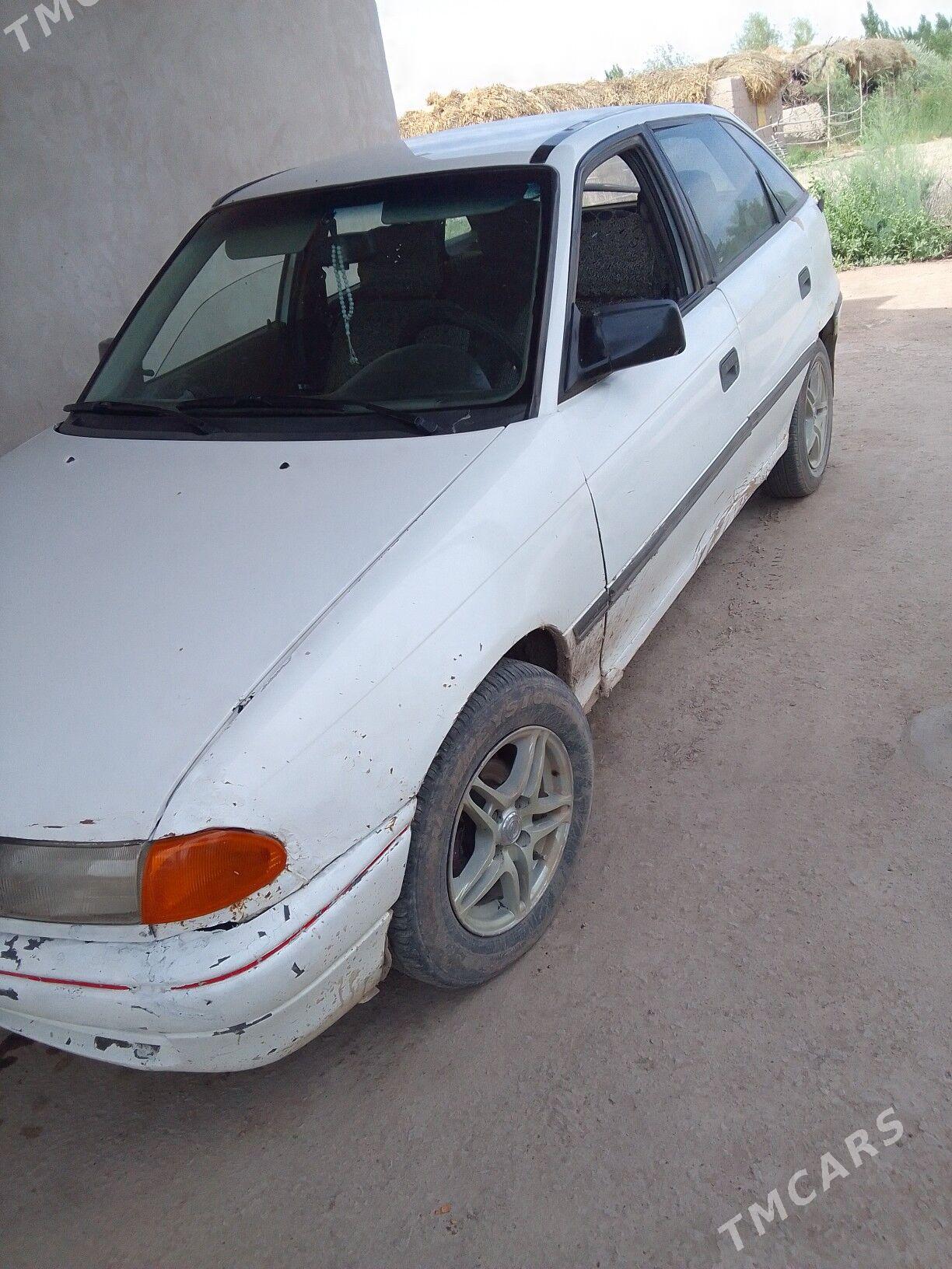 Opel Astra 1992 - 35 000 TMT - Gubadag - img 1