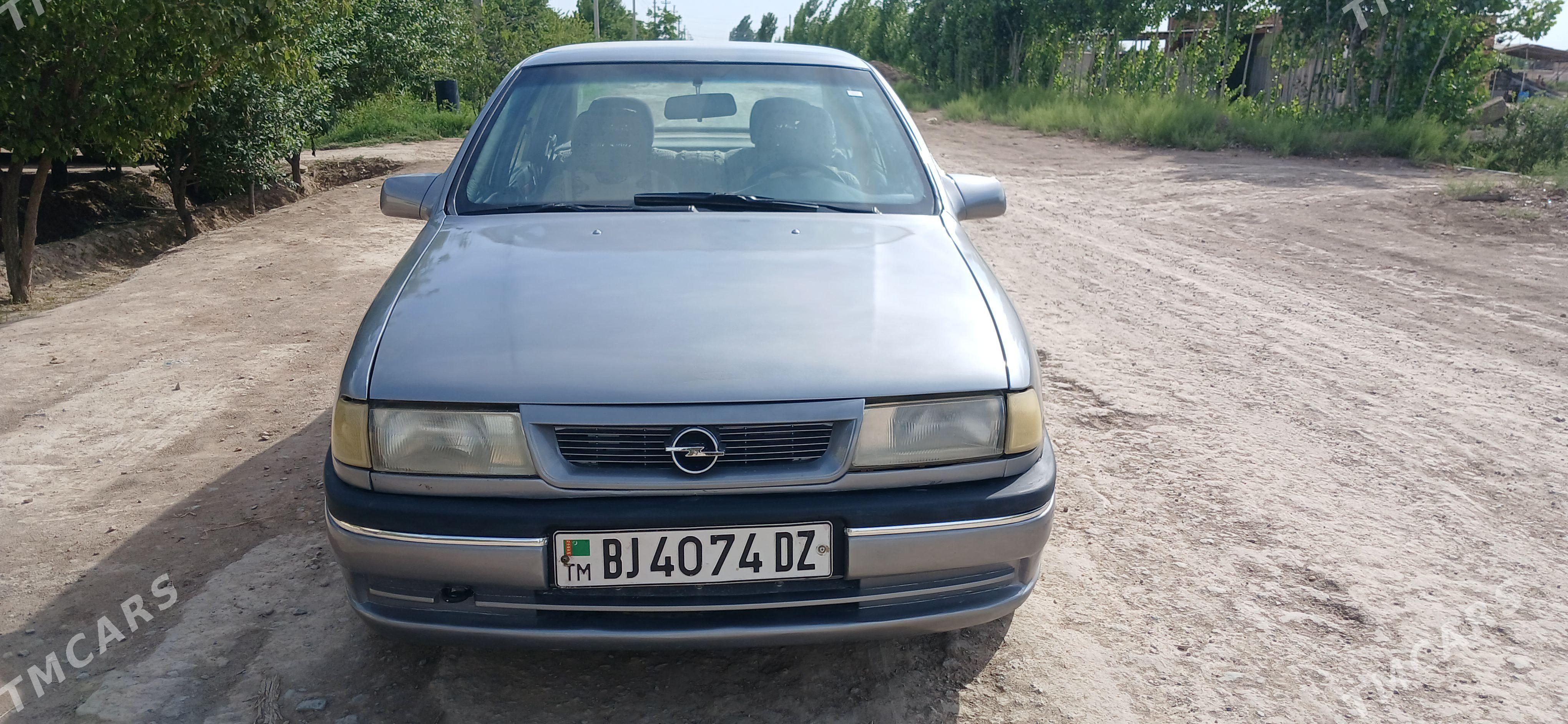 Opel Vectra 1993 - 50 000 TMT - Шабатский этрап - img 1