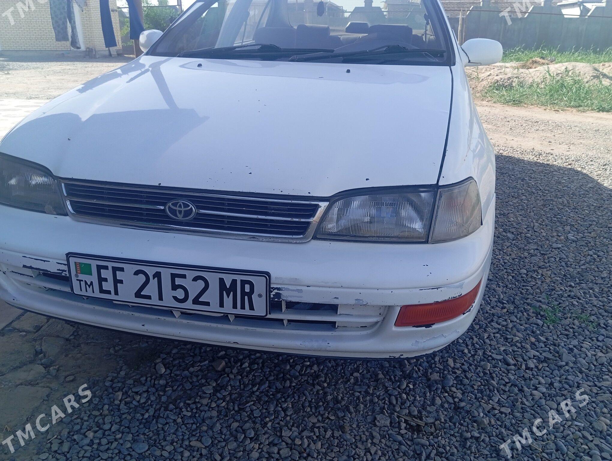 Toyota Corona 1992 - 68 000 TMT - Мары - img 1