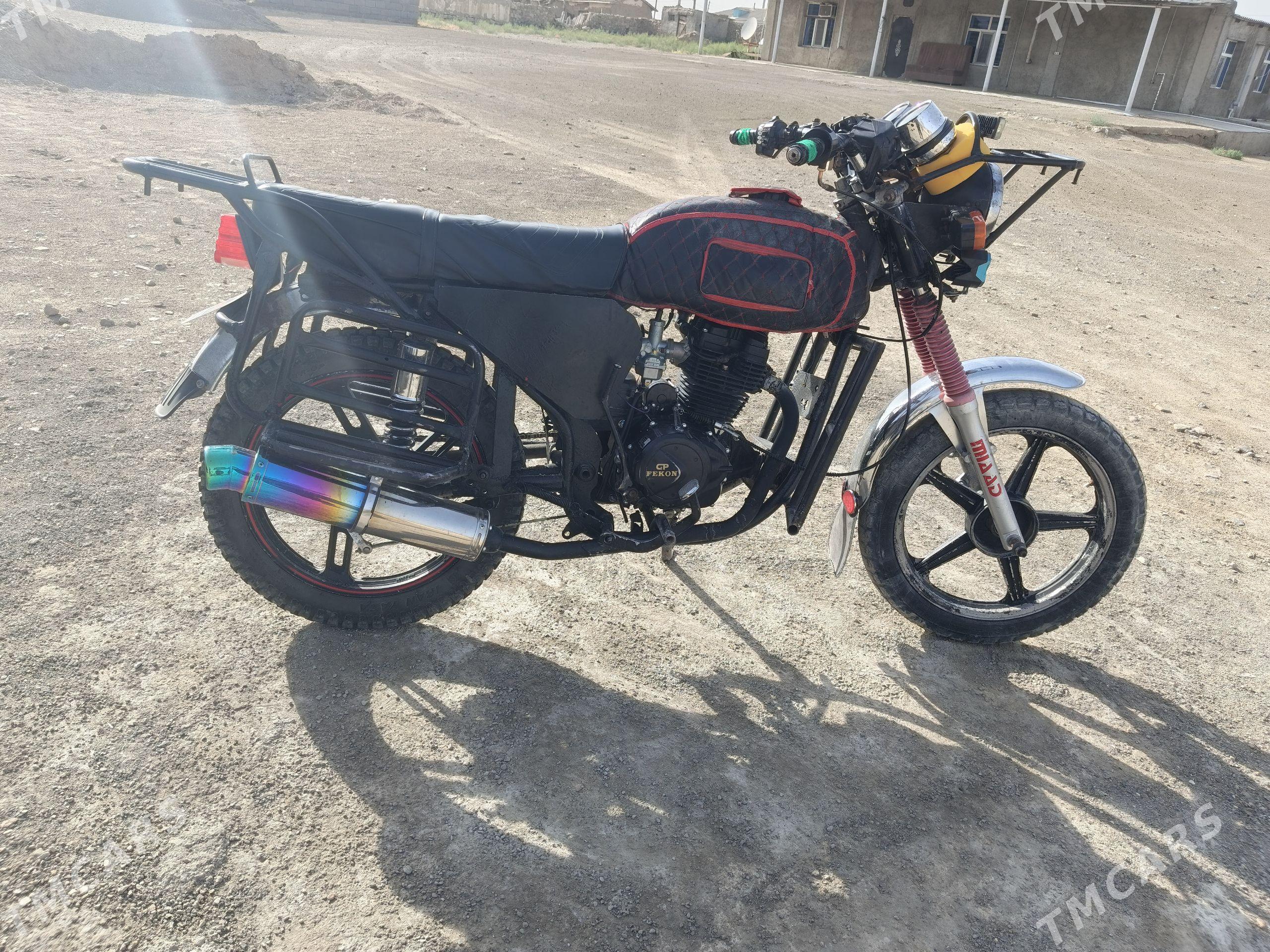 Fekon FK200-14G 2014 - 12 000 TMT - Берекет - img 1