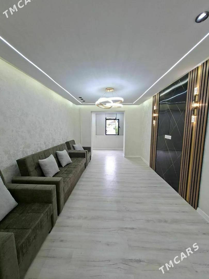 4 MKR BOMAKO SAS MARKET 1эт - 4 мкр - img 1