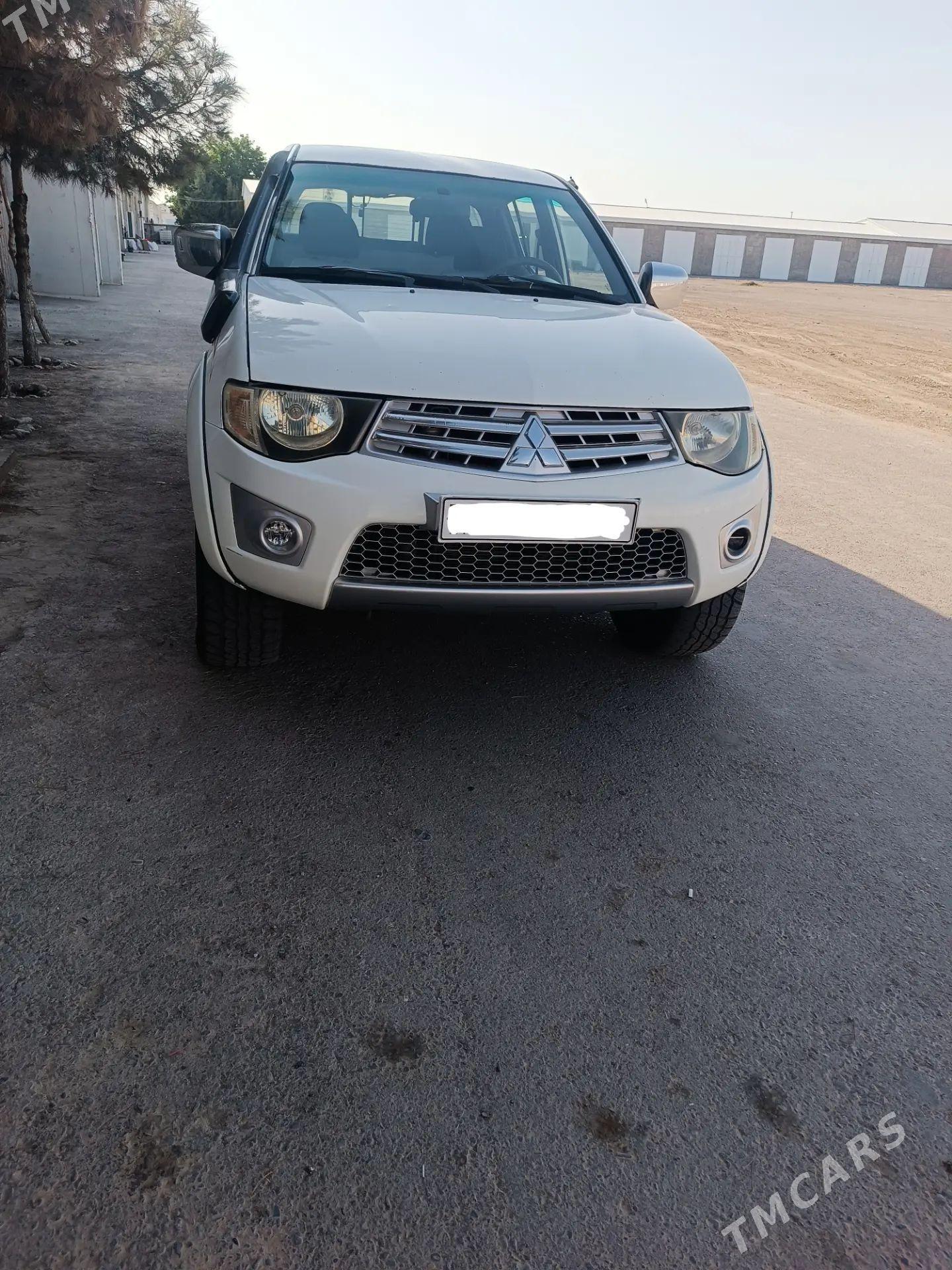 Mitsubishi L200 2012 - 163 000 TMT - Байрамали - img 1
