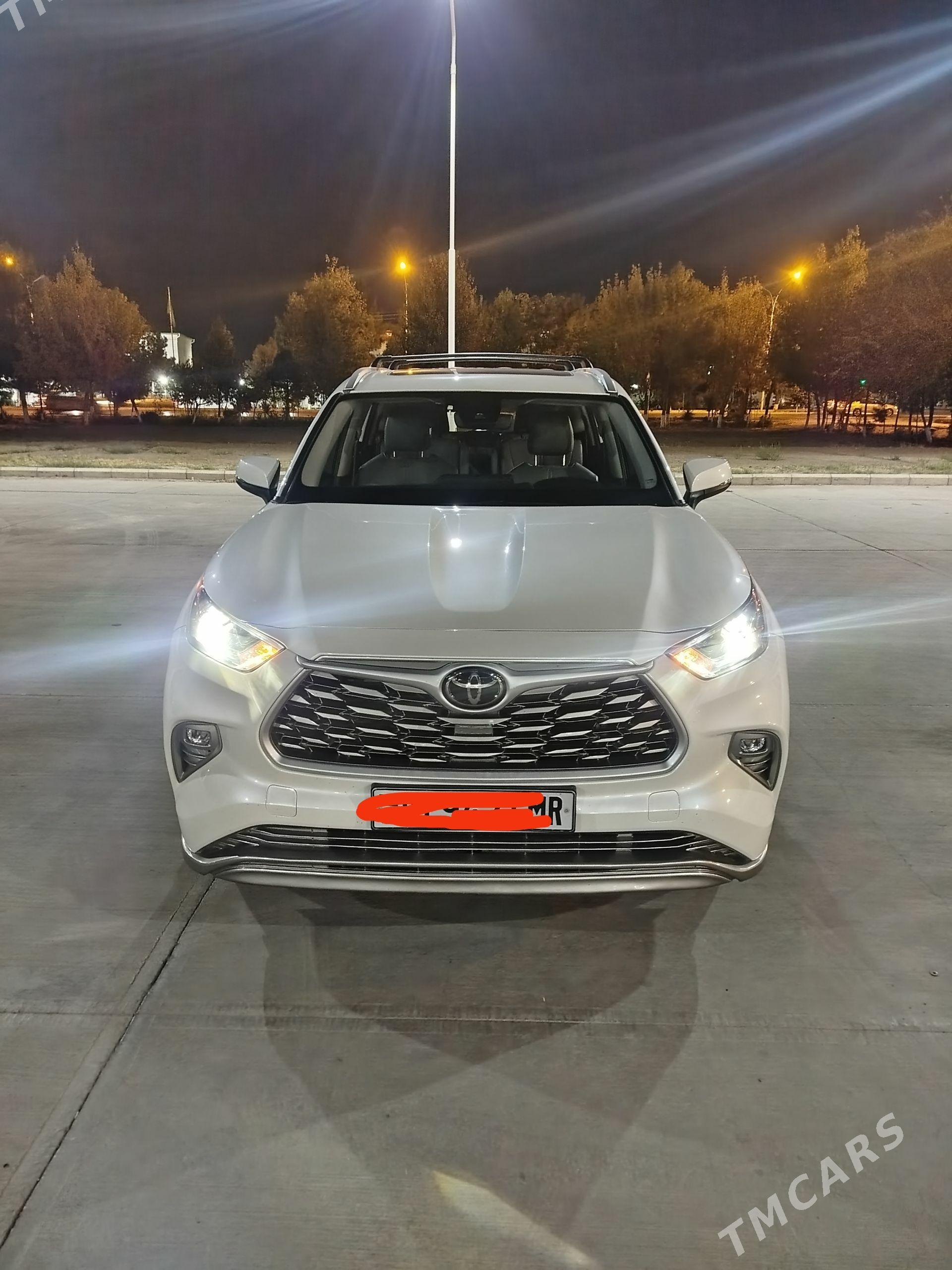 Toyota Highlander 2021 - 500 000 TMT - Мургап - img 1