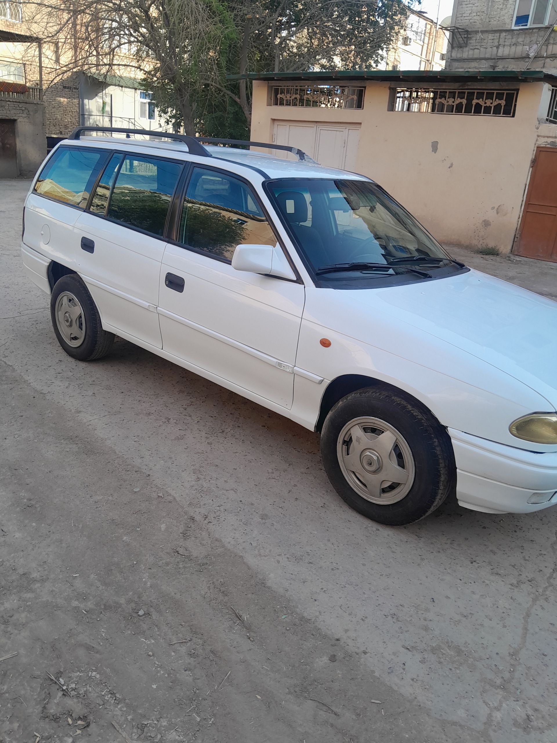 Opel Astra 1998 - 66 000 TMT - Дашогуз - img 1