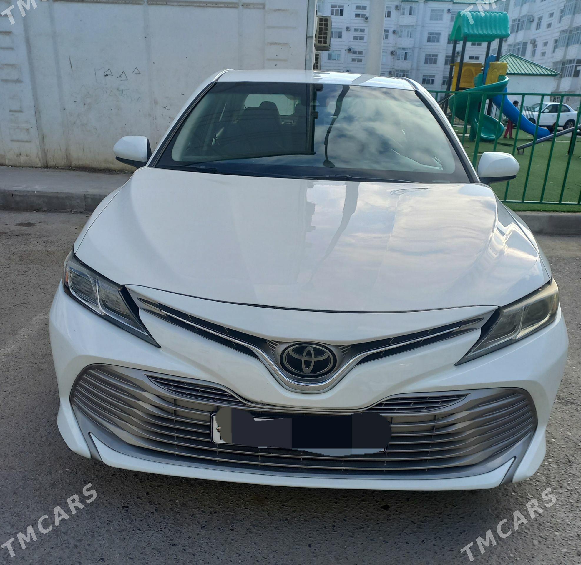 Toyota Camry 2018 - 280 000 TMT - 1 мкр - img 1