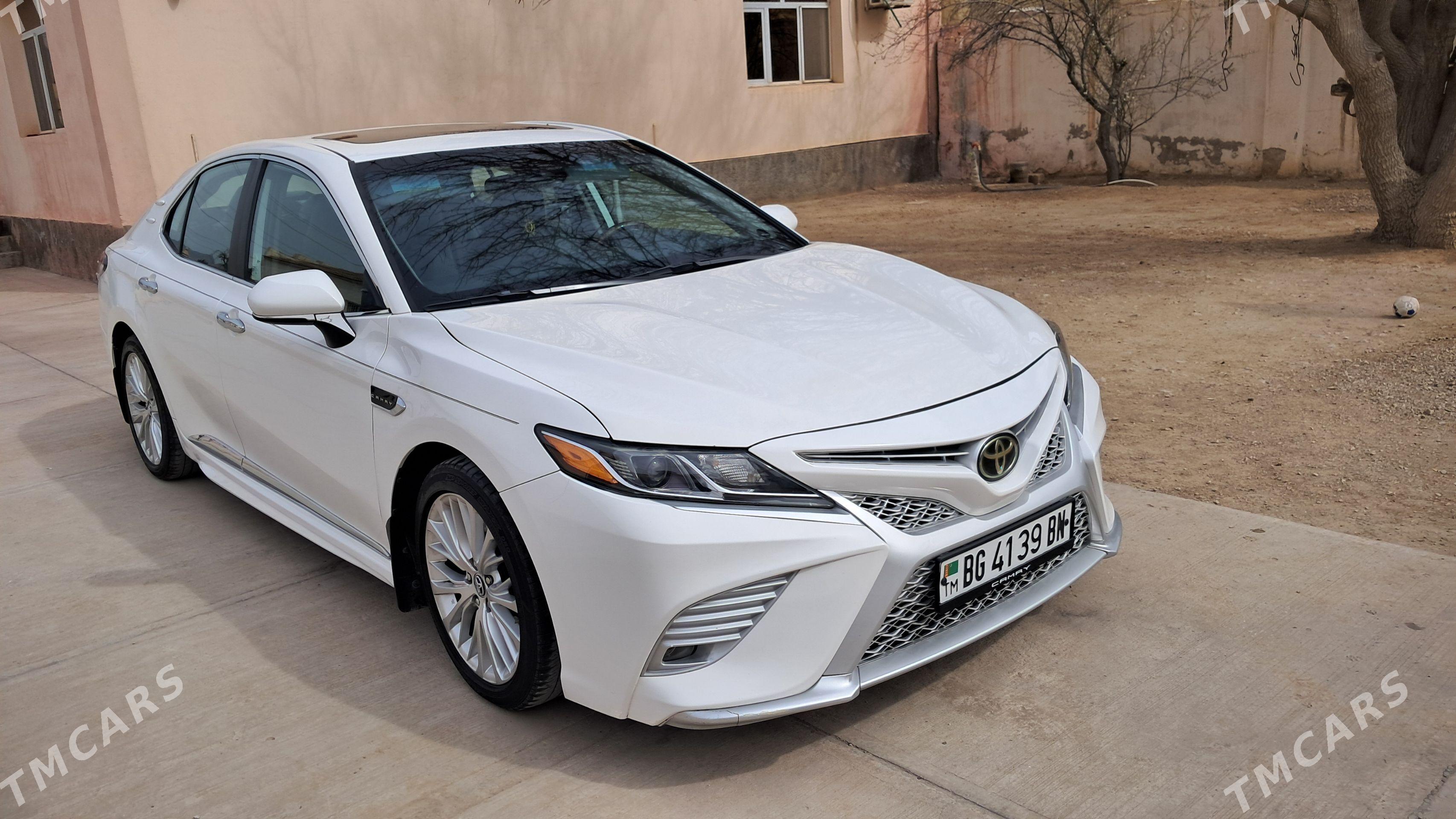 Toyota Camry 2018 - 320 000 TMT - Balkanabat - img 1