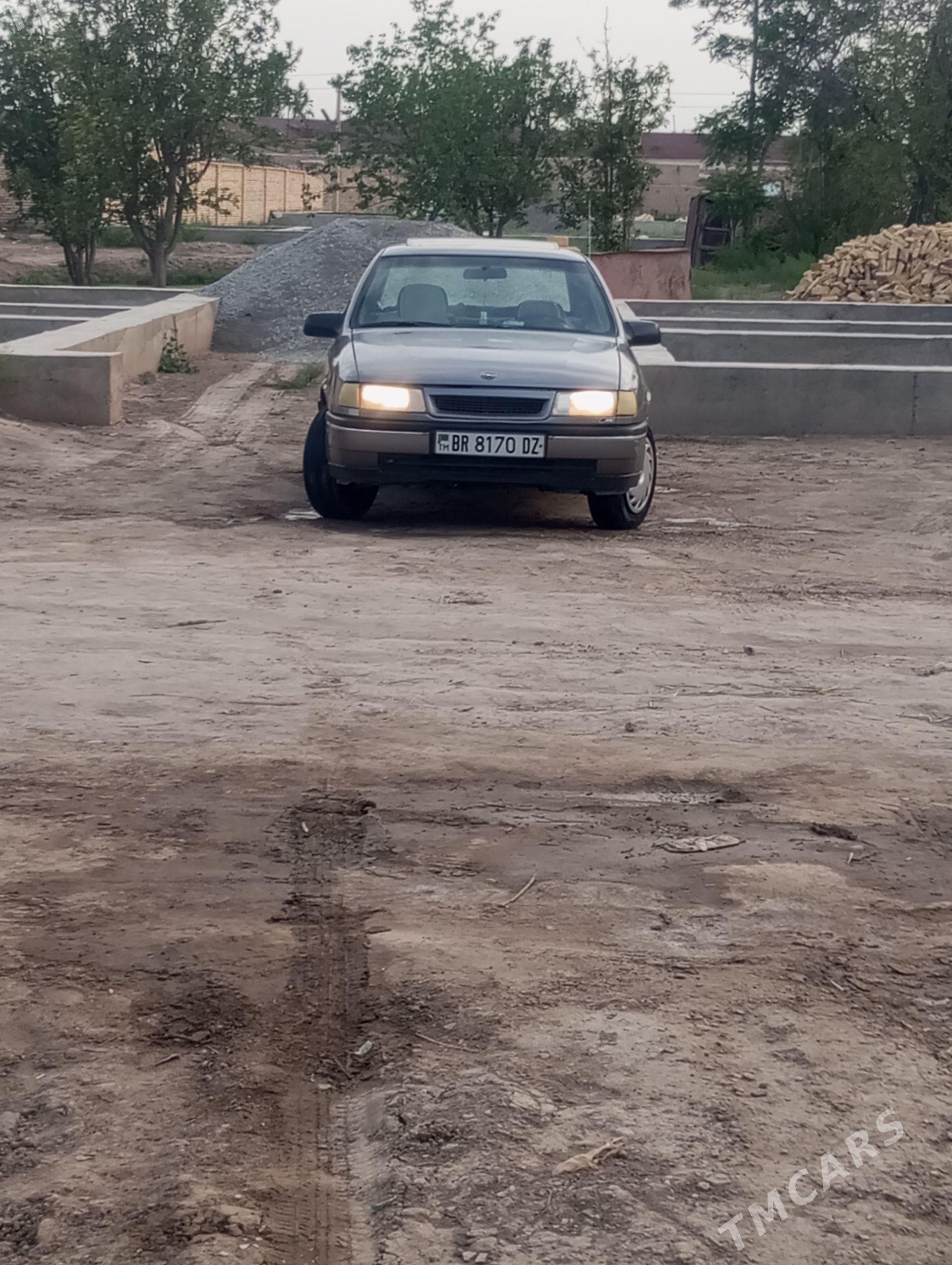 Opel Vectra 1990 - 33 000 TMT - Akdepe - img 1