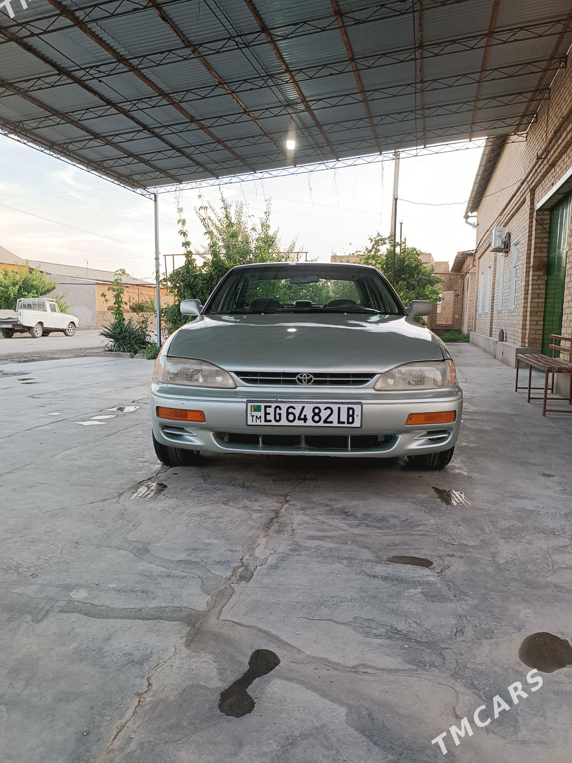 Toyota Camry 1996 - 114 000 TMT - Сакар - img 1