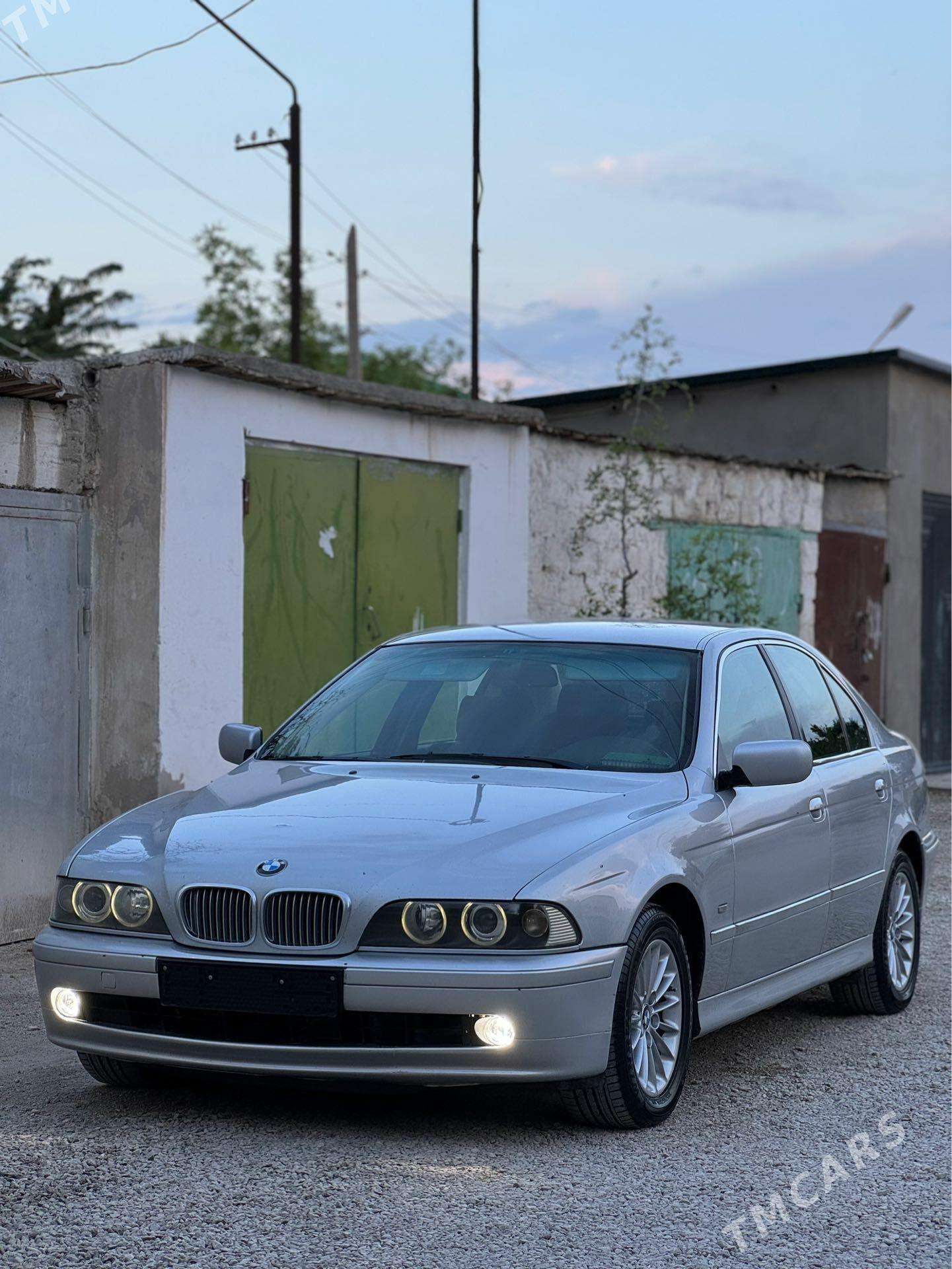 BMW E39 2000 - 135 000 TMT - Balkanabat - img 1