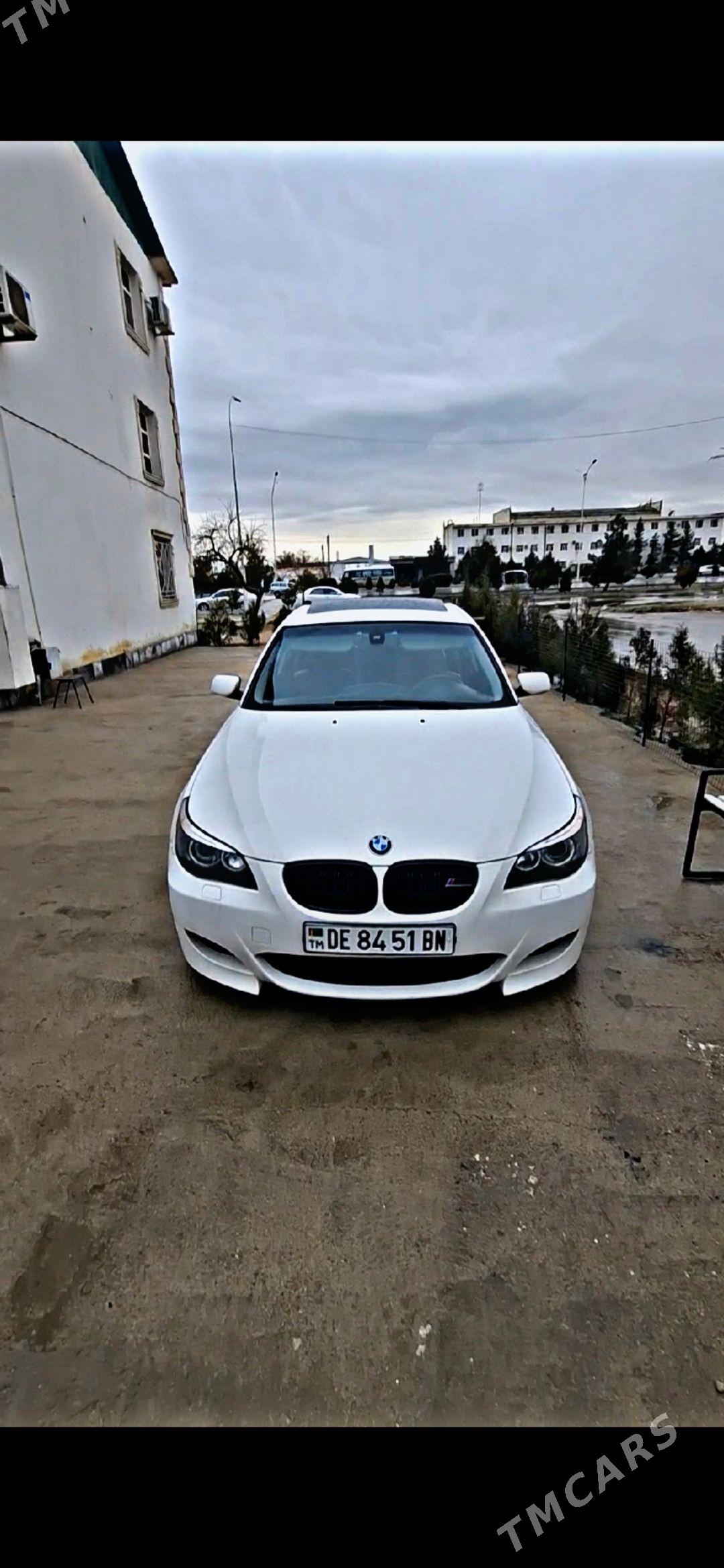 BMW E60 2003 - 200 000 TMT - Балканабат - img 1
