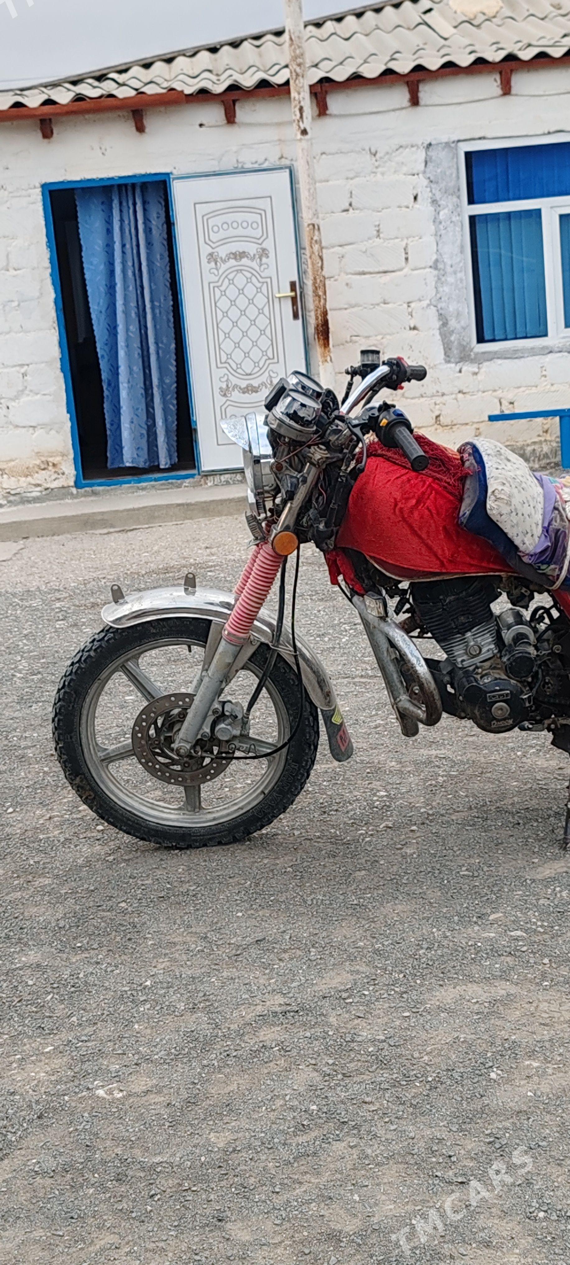Fekon FK200-14G 2014 - 7 500 TMT - Джебел - img 1