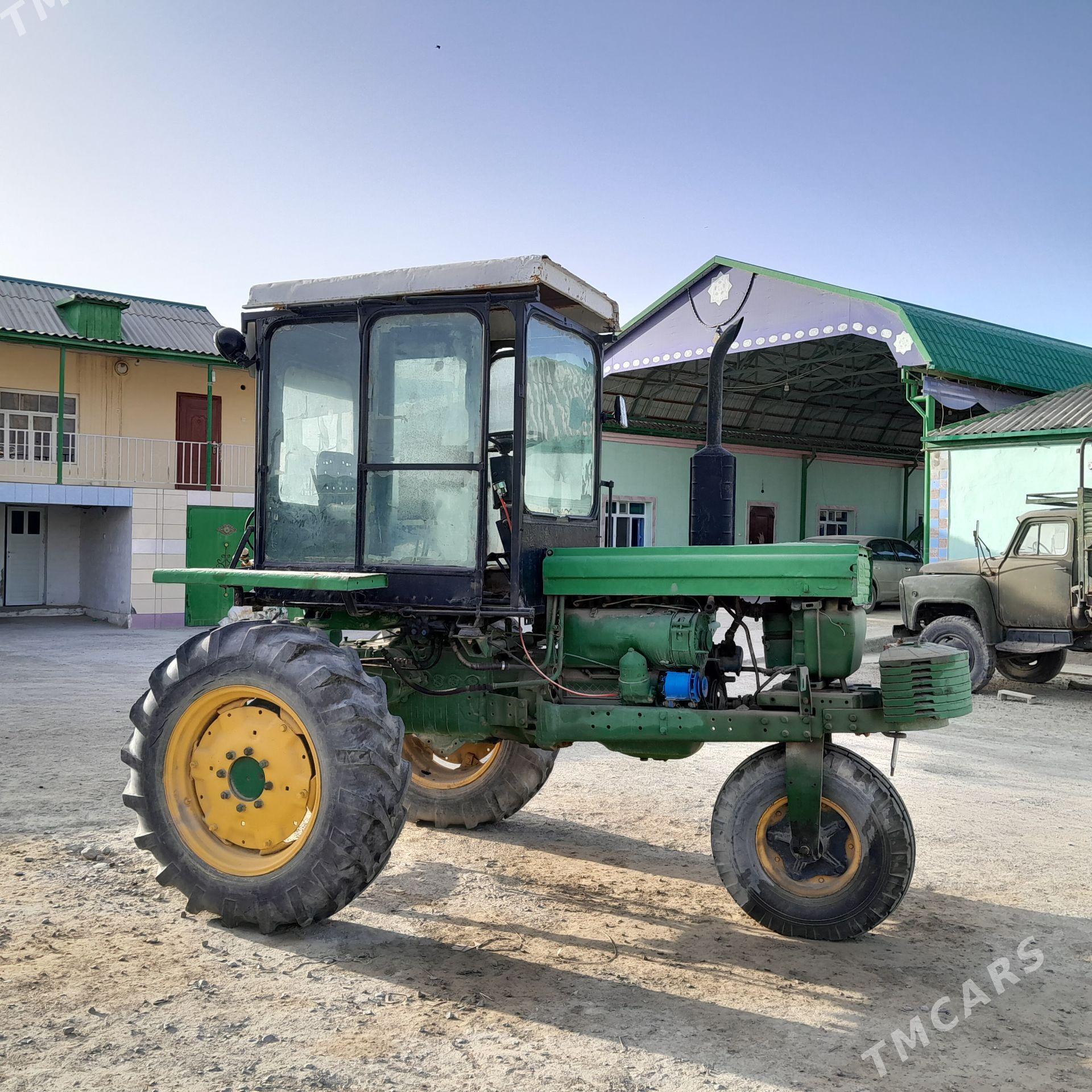 Belarus 320 2000 - 30 000 TMT - Etrek - img 1