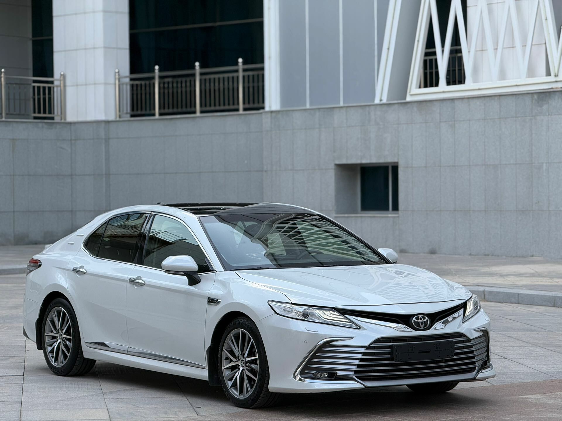 Toyota Camry 2024 - 692 000 TMT - Ашхабад - img 1