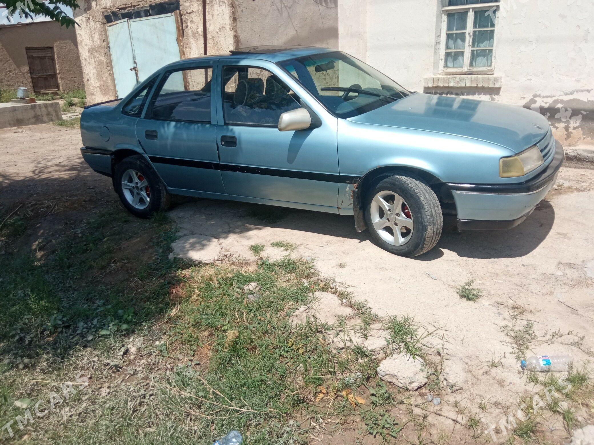 Opel Vectra 1990 - 33 000 TMT - Байрамали - img 1