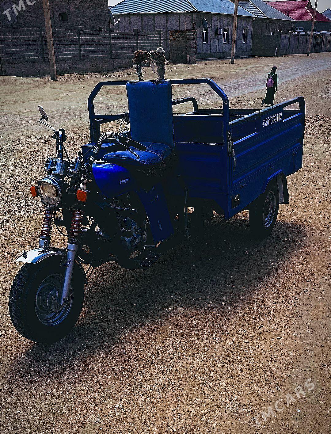 Fekon FK200-14G 2014 - 20 000 TMT - Гумдаг - img 1