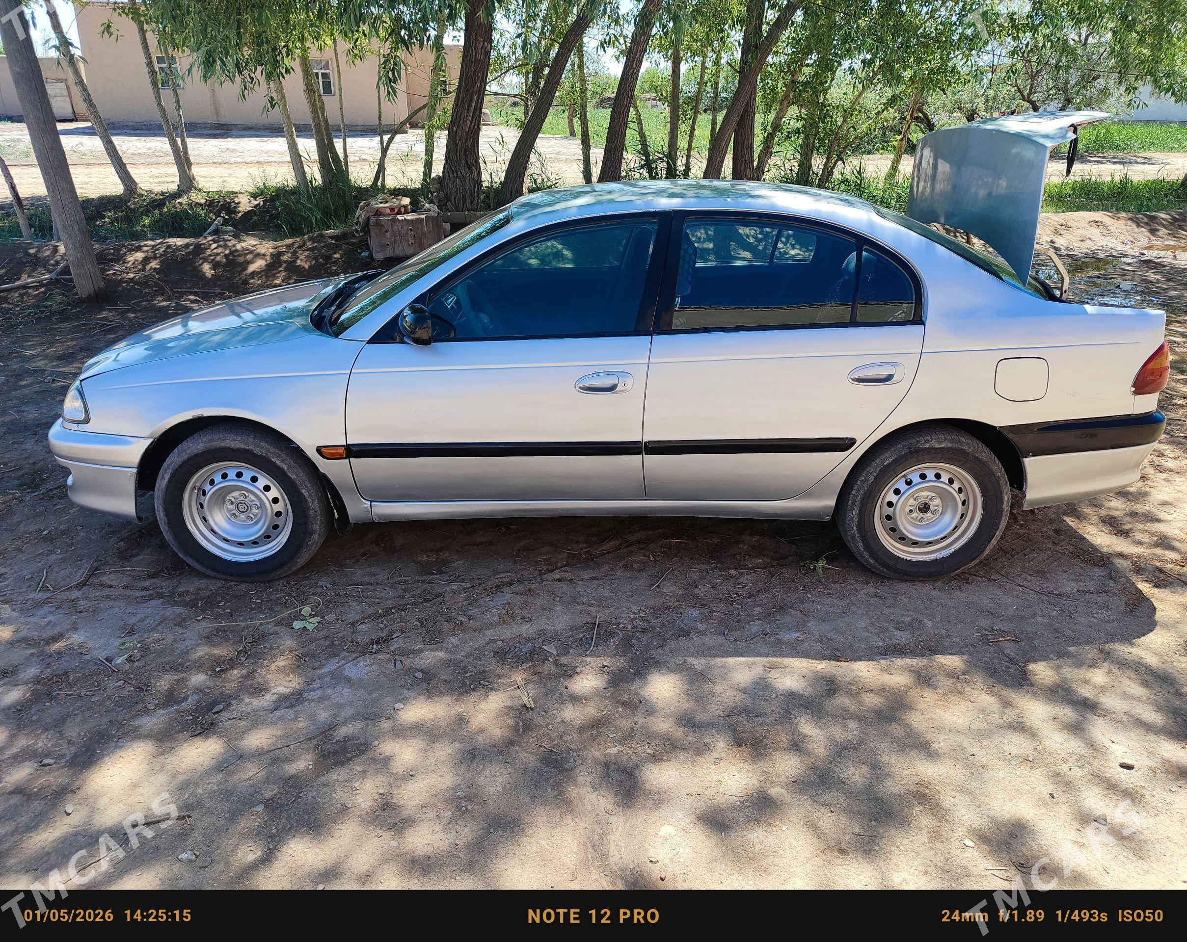 Toyota Avensis 1998 - 80 000 TMT - Кёнеургенч - img 1