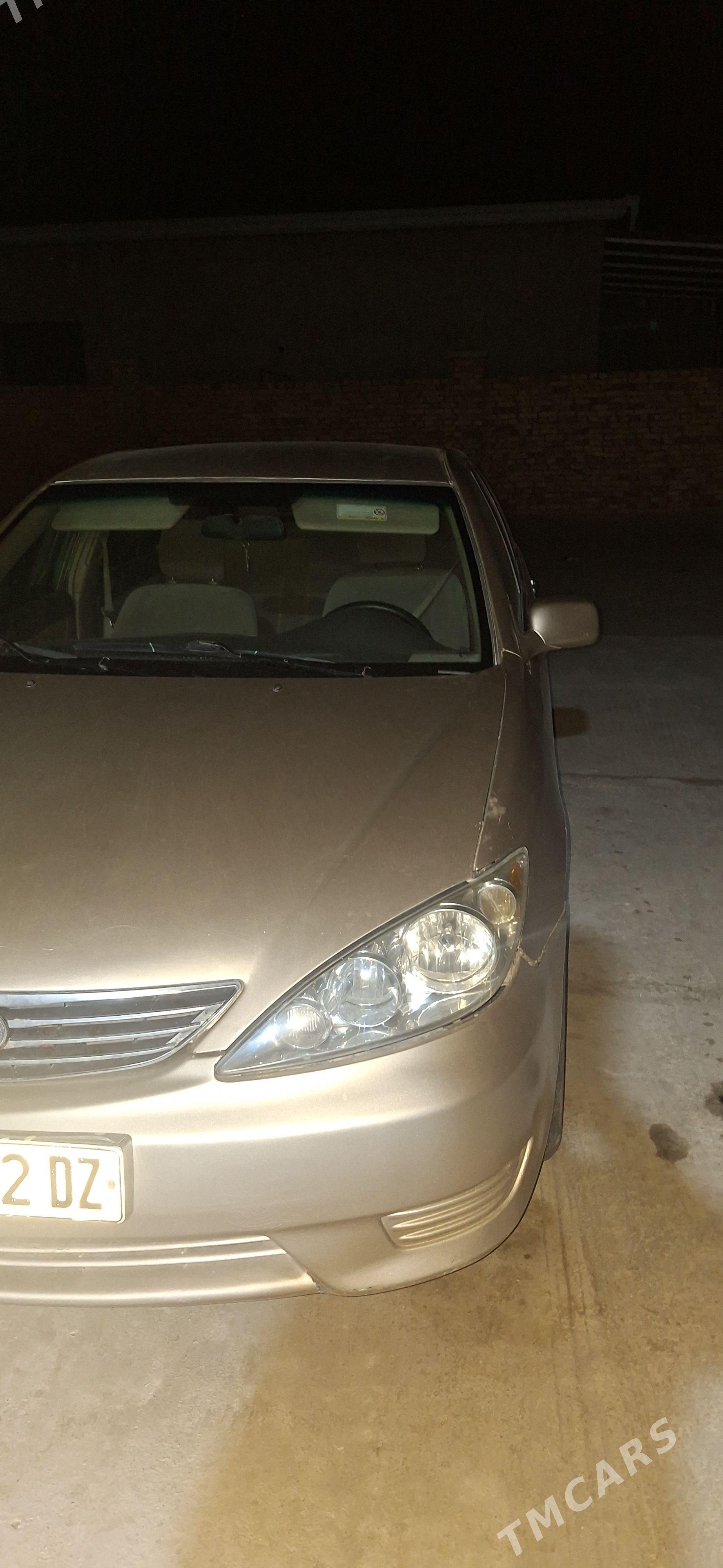 Toyota Camry 2003 - 150 000 TMT - Дашогуз - img 1