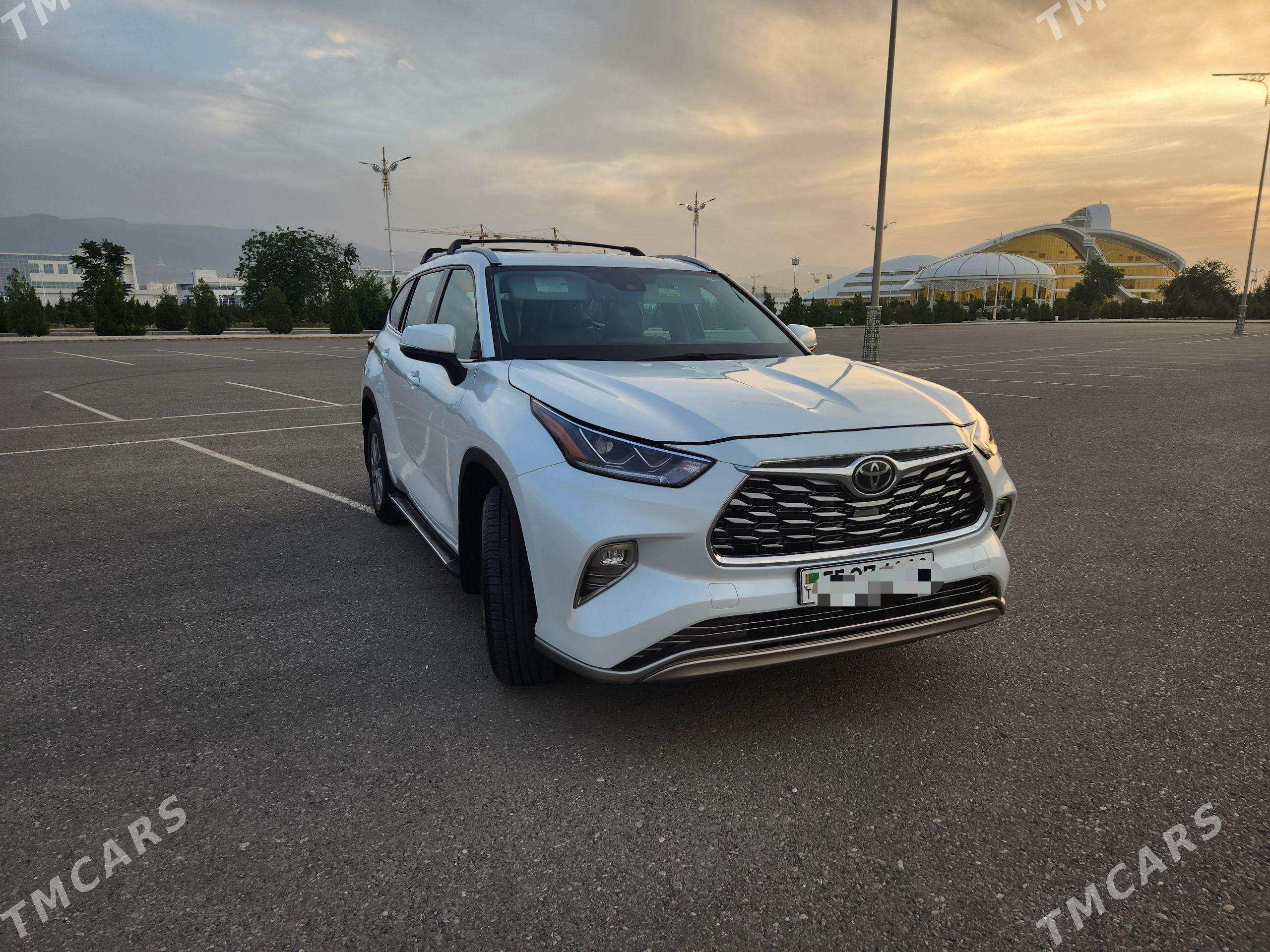 Toyota Highlander 2022 - 545 000 TMT - Ашхабад - img 1