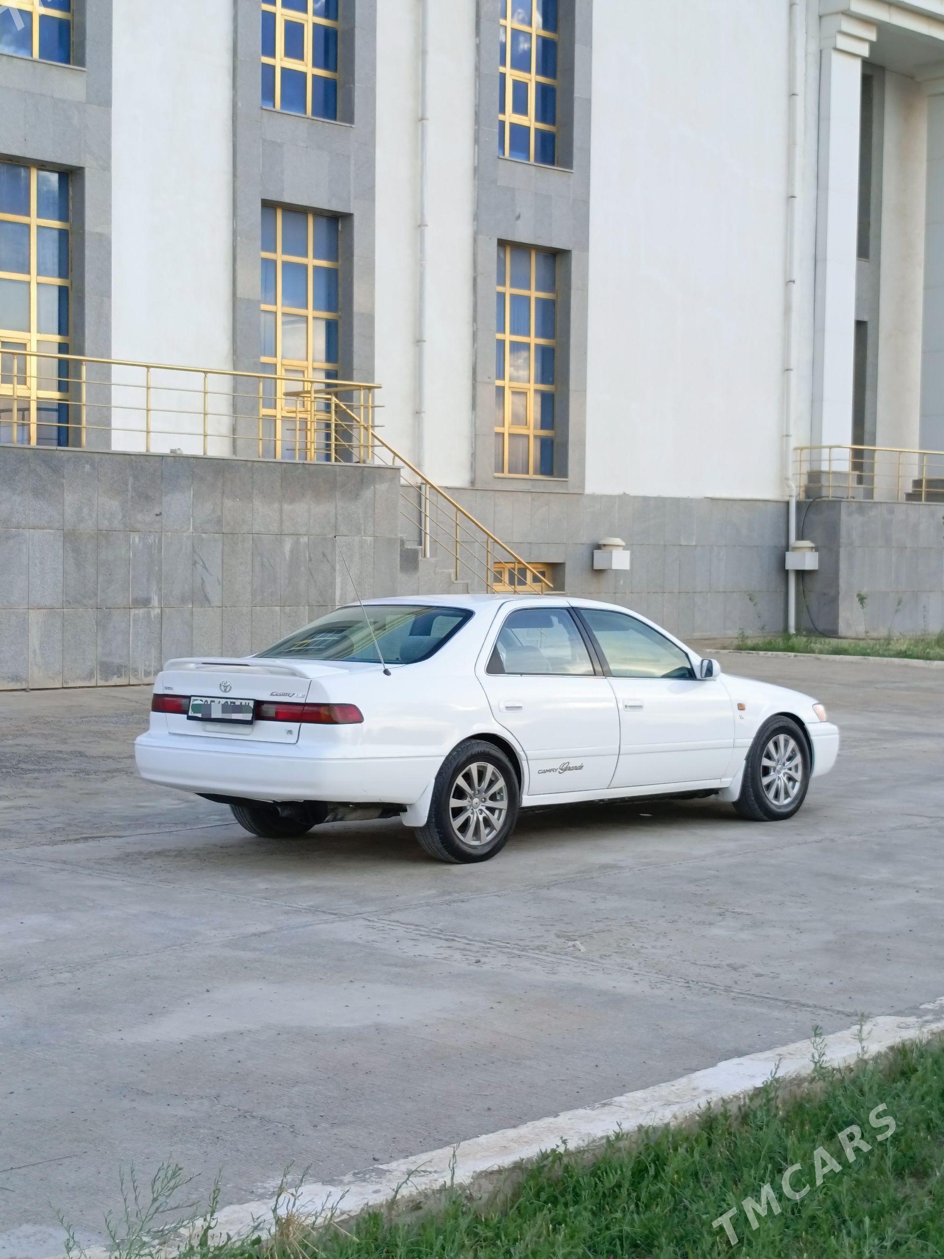 Toyota Camry 1998 - 129 000 TMT - Tejen - img 1