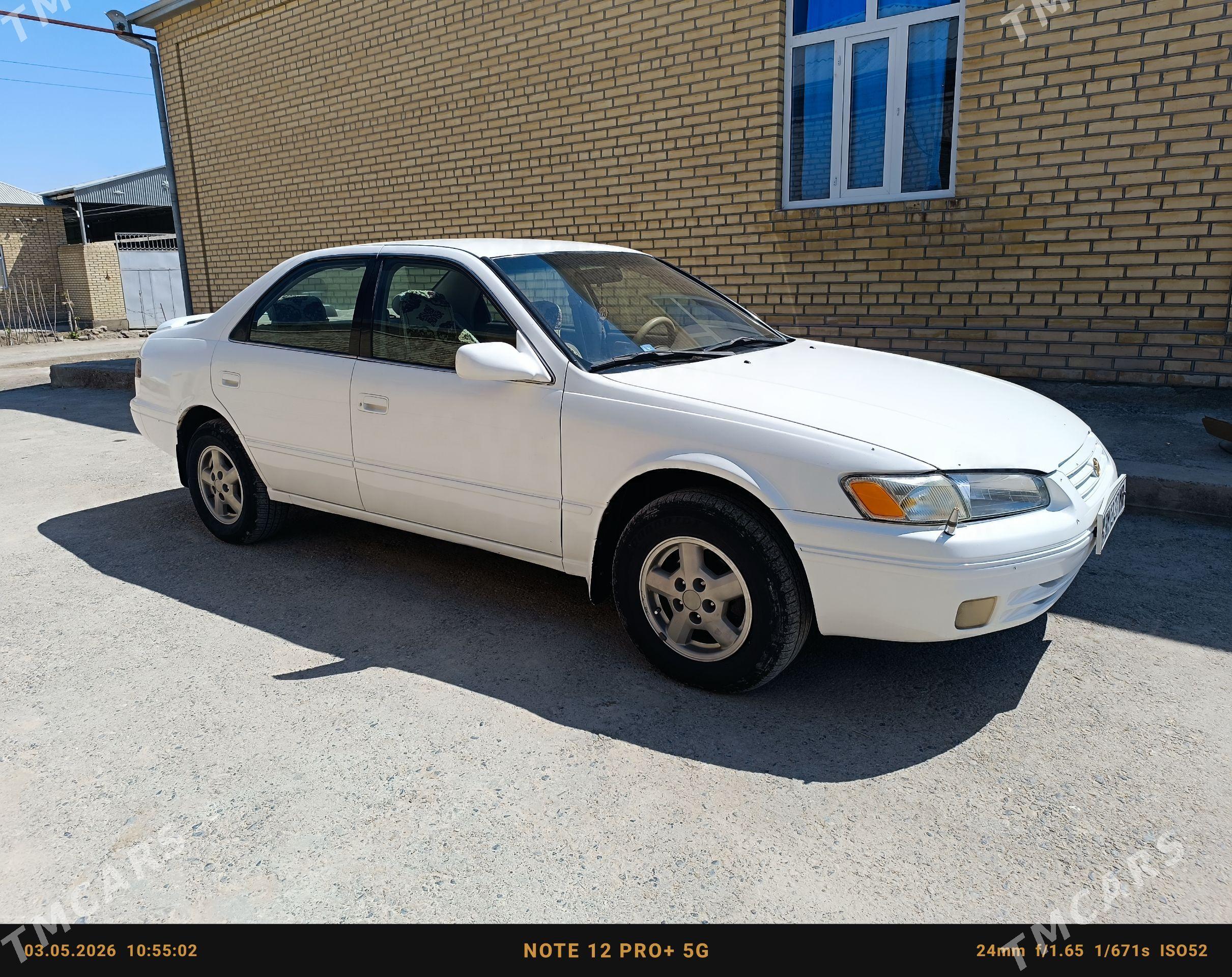 Toyota Camry 1998 - 135 000 TMT - Мары - img 1