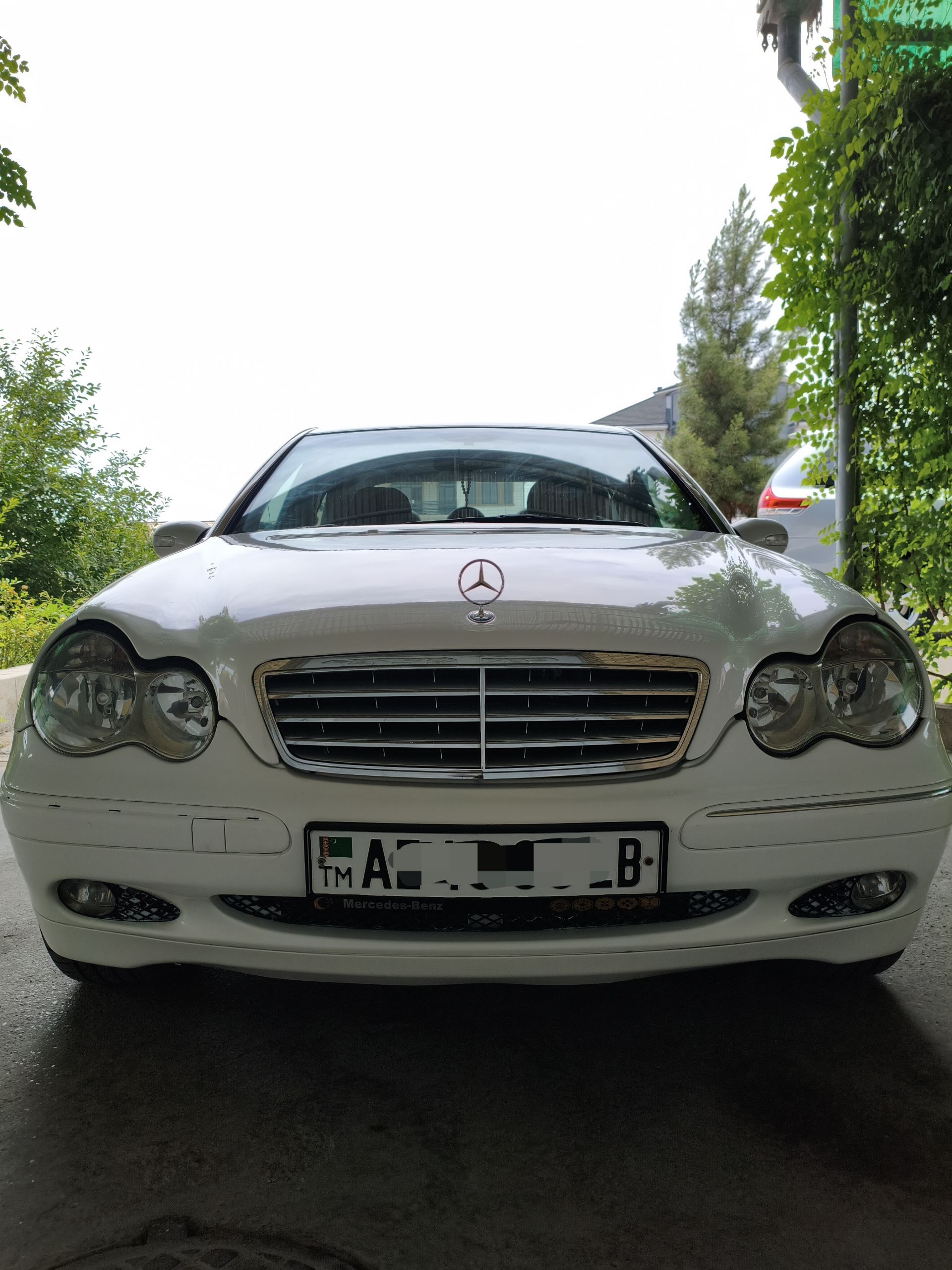 Mercedes-Benz C-Class 2003 - 110 000 TMT - Туркменабат - img 1