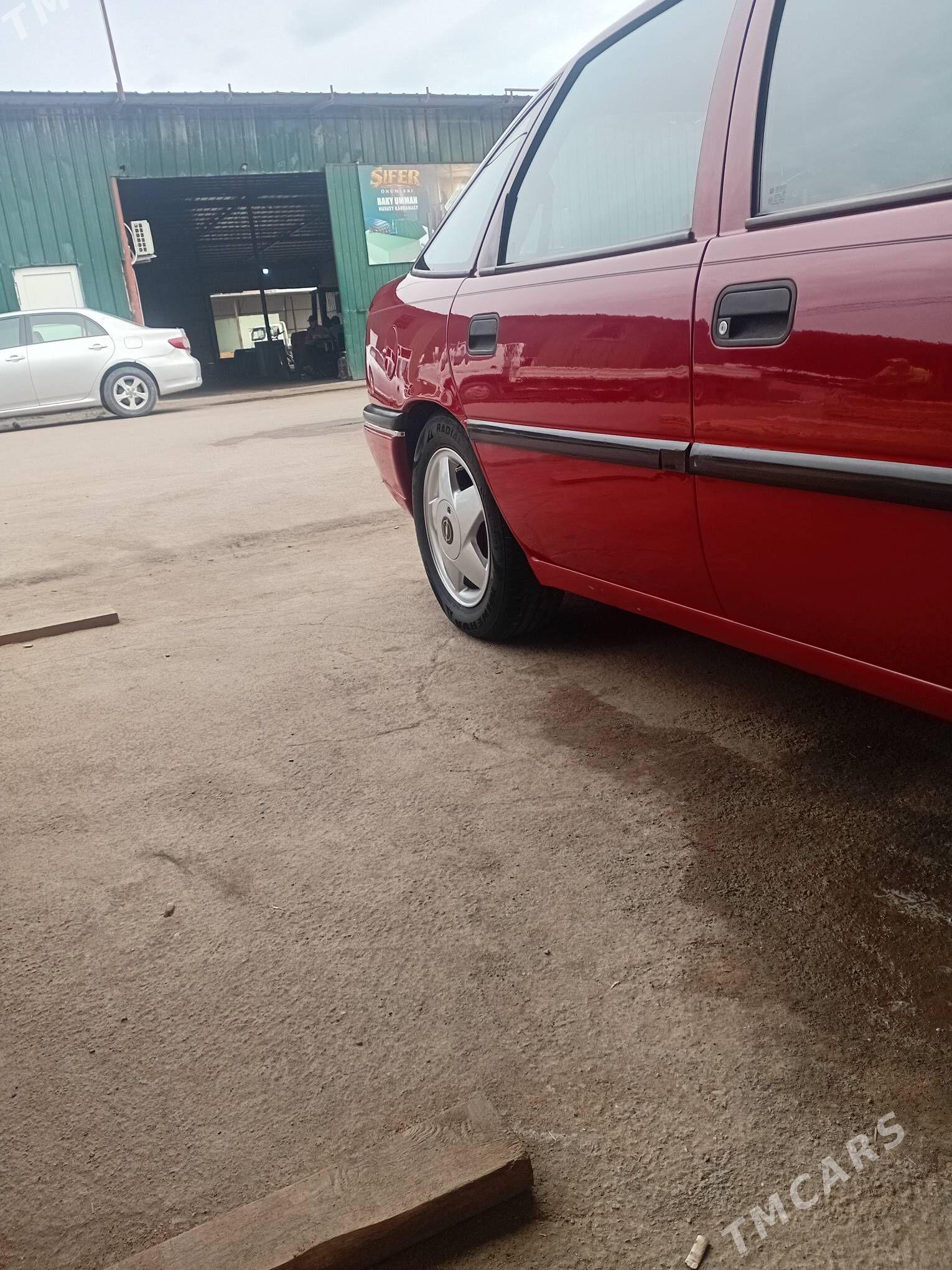 Opel Vectra 1995 - 62 000 TMT - Дашогуз - img 1