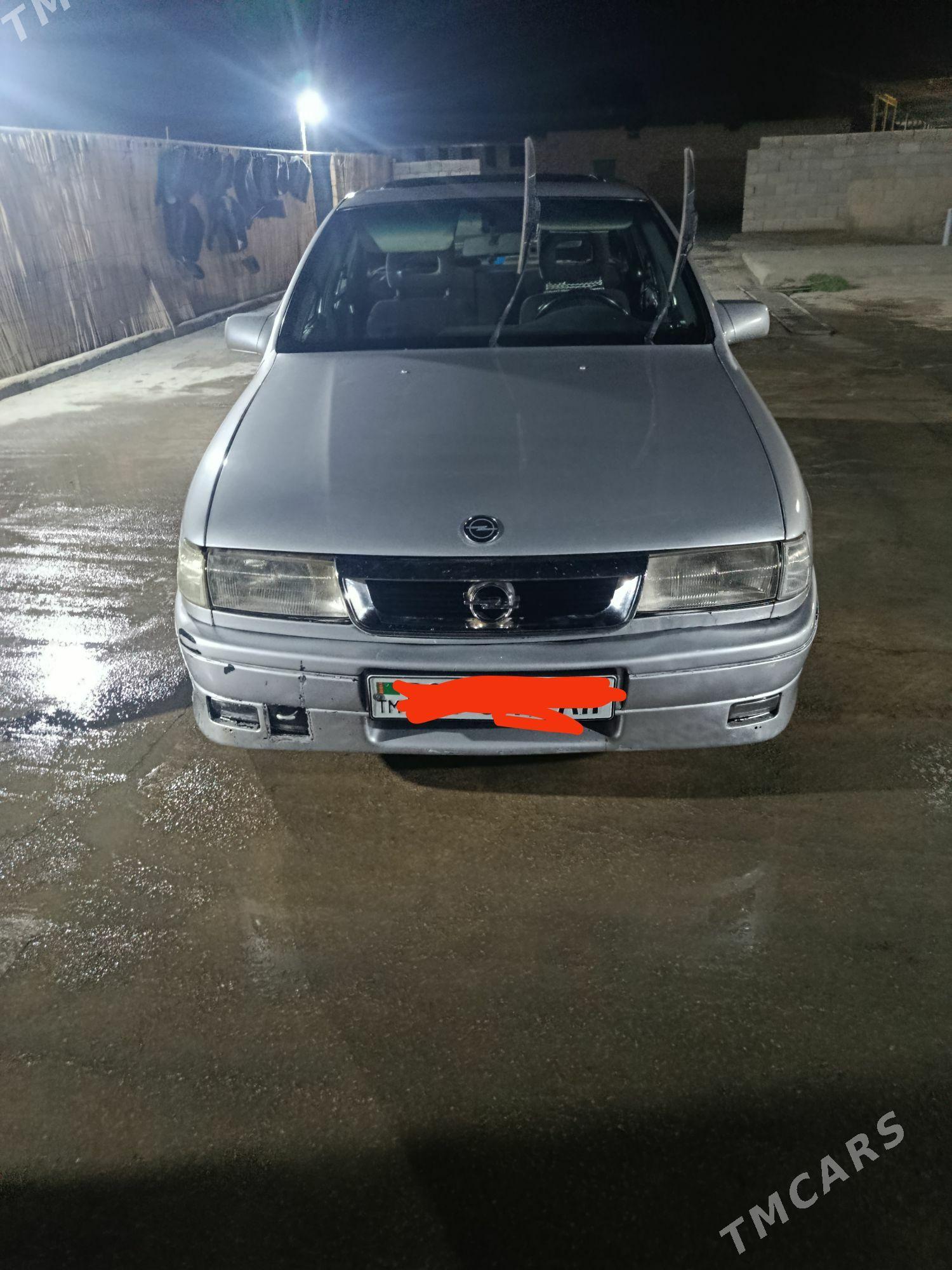 Opel Vectra 1992 - 35 000 TMT - Bäherden - img 1