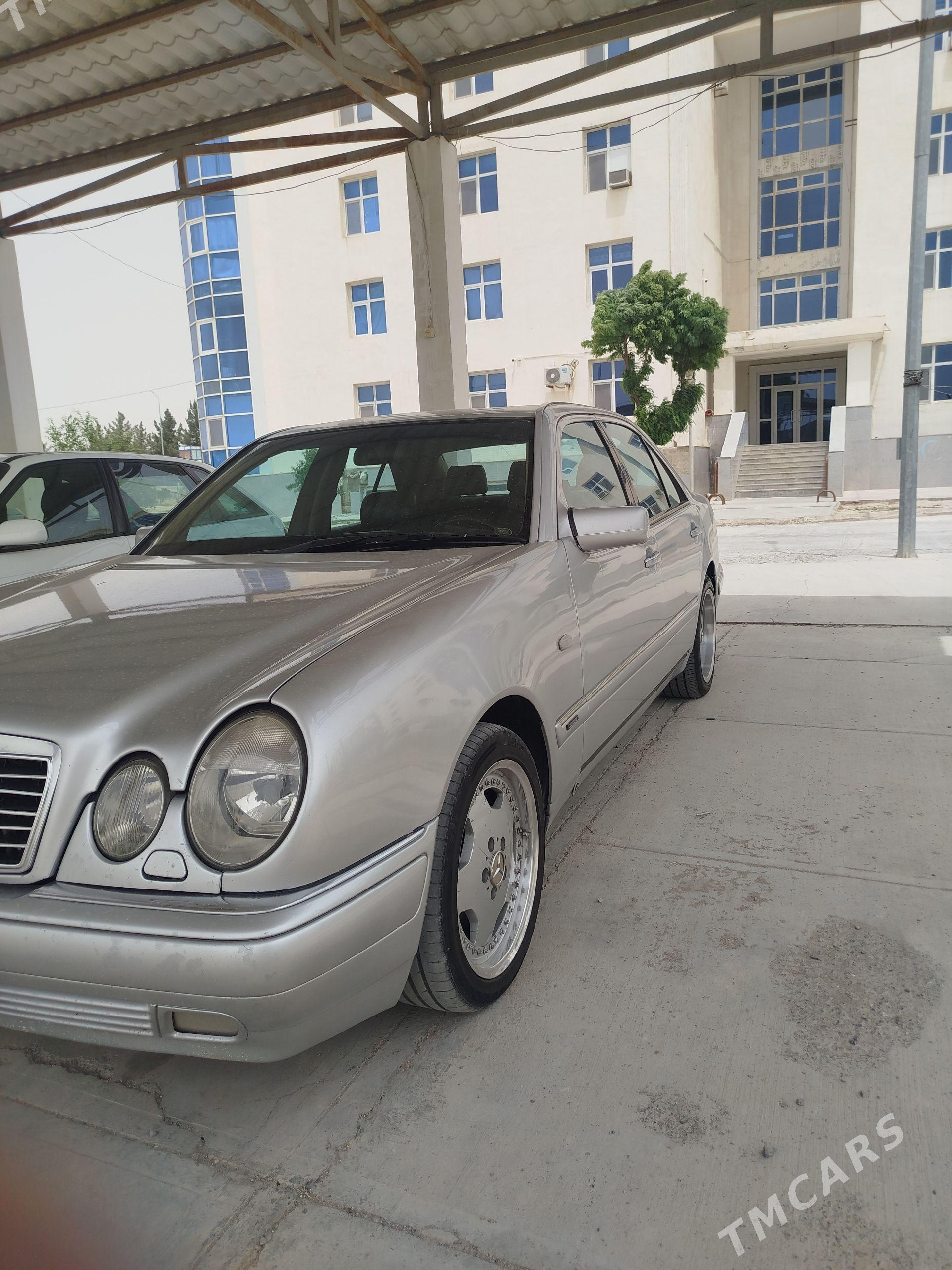 Mercedes-Benz E320 1999 - 102 000 TMT - Гызыларбат - img 1